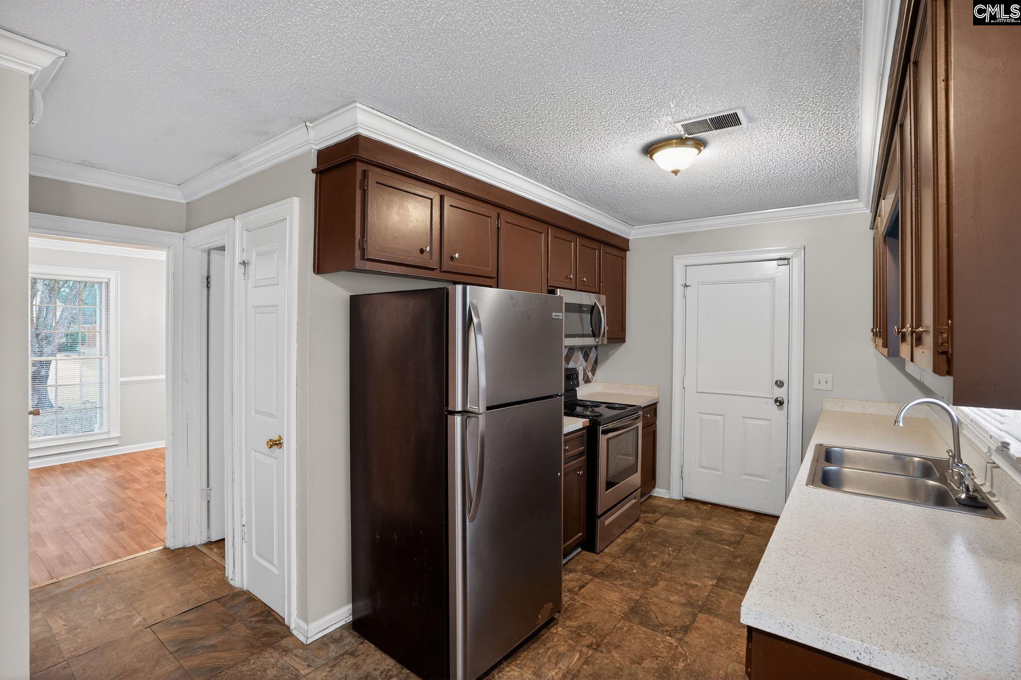 122 Whitehurst Way Columbia, SC 29229