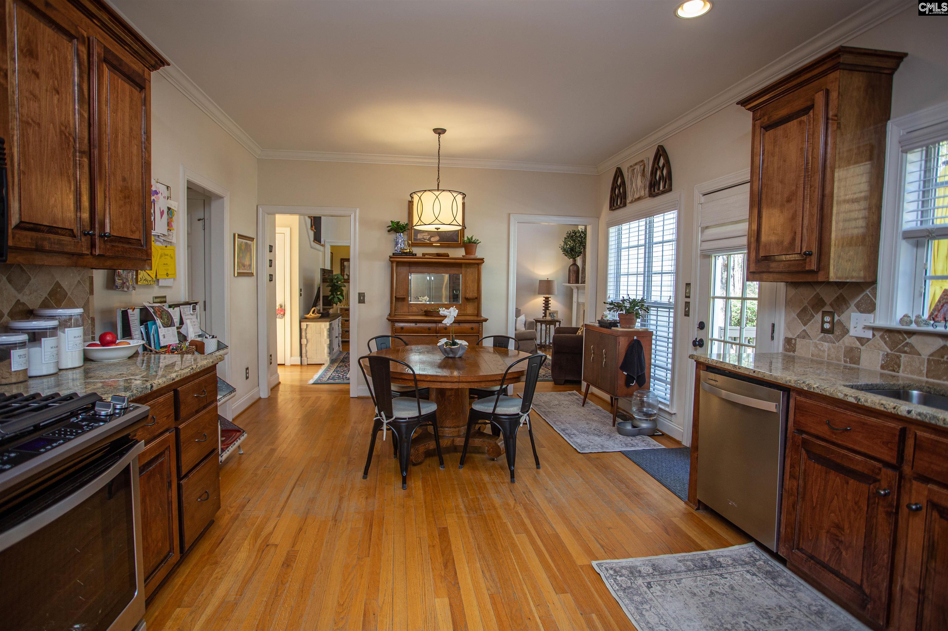 384 Bloomsbury Circle Camden, SC 29020-0000