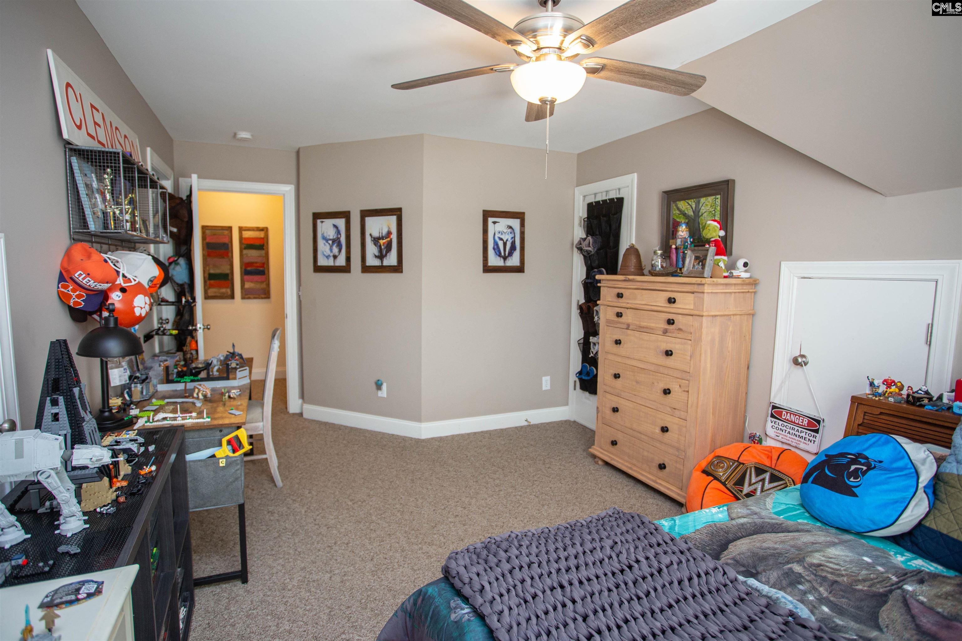 384 Bloomsbury Circle Camden, SC 29020-0000