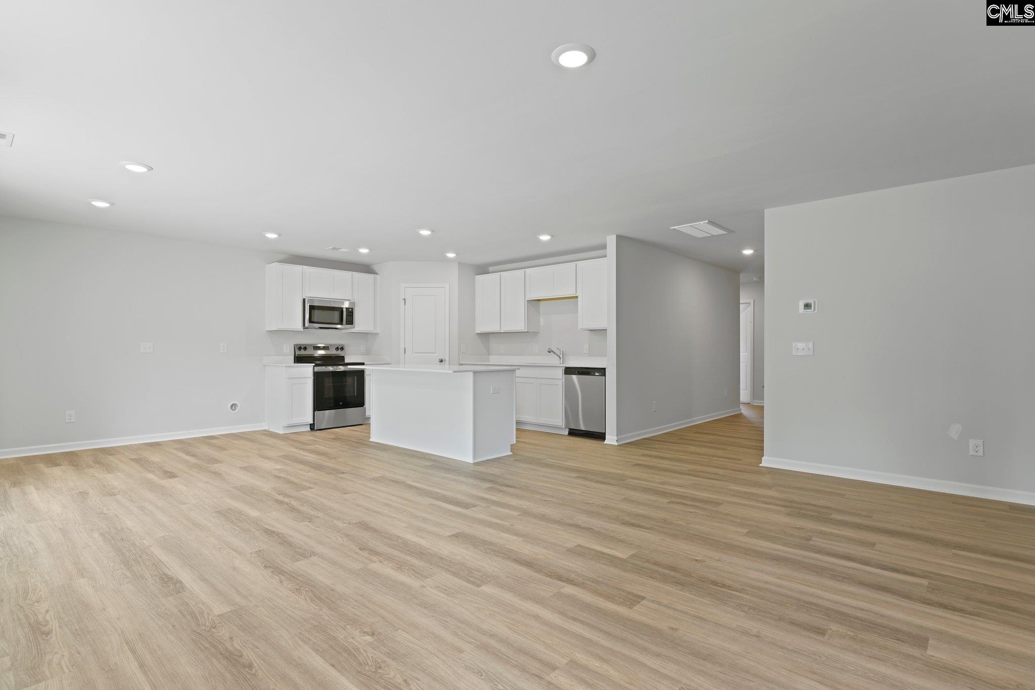 306 Paratrooper Lane Columbia, SC 29229
