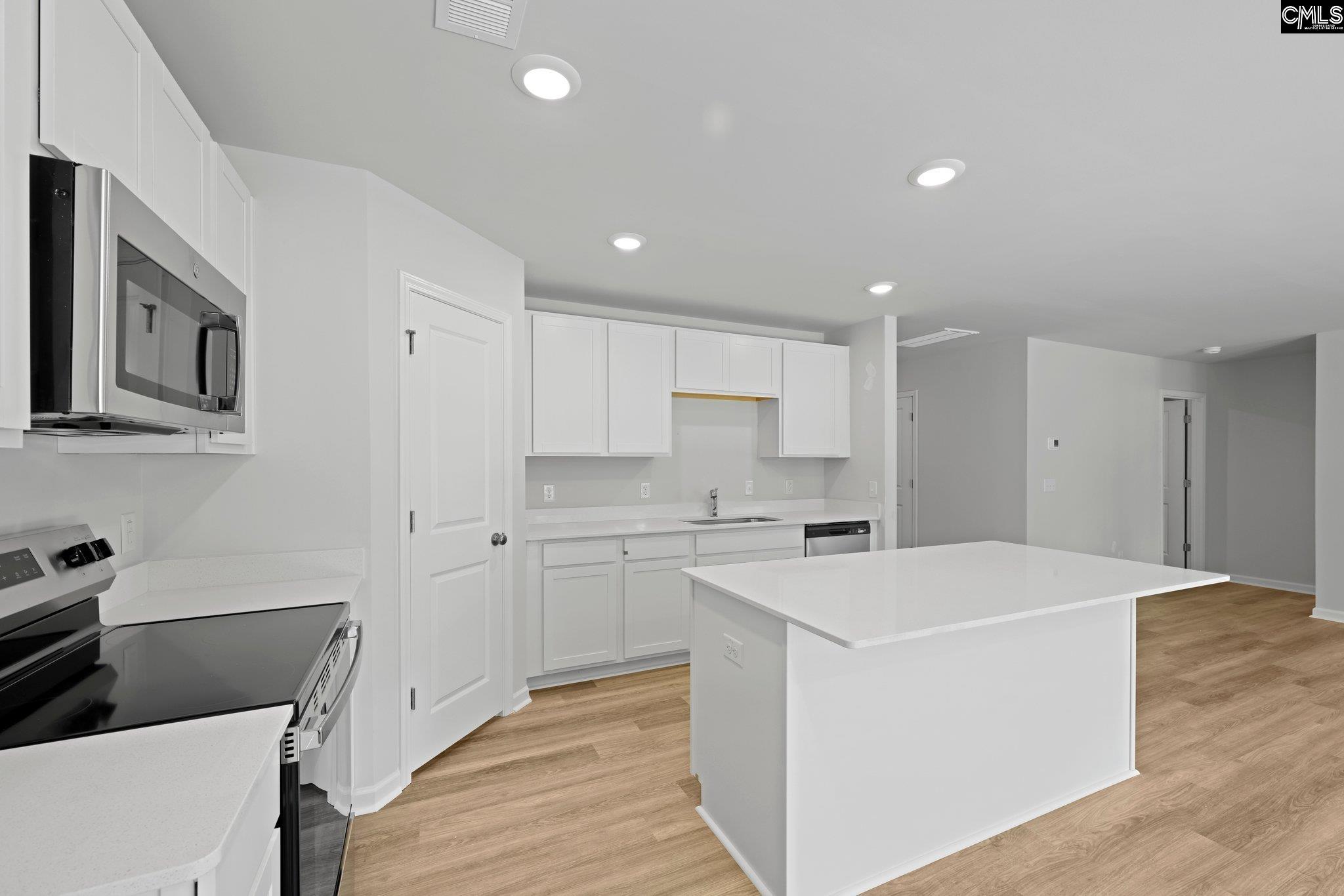 306 Paratrooper Lane Columbia, SC 29229