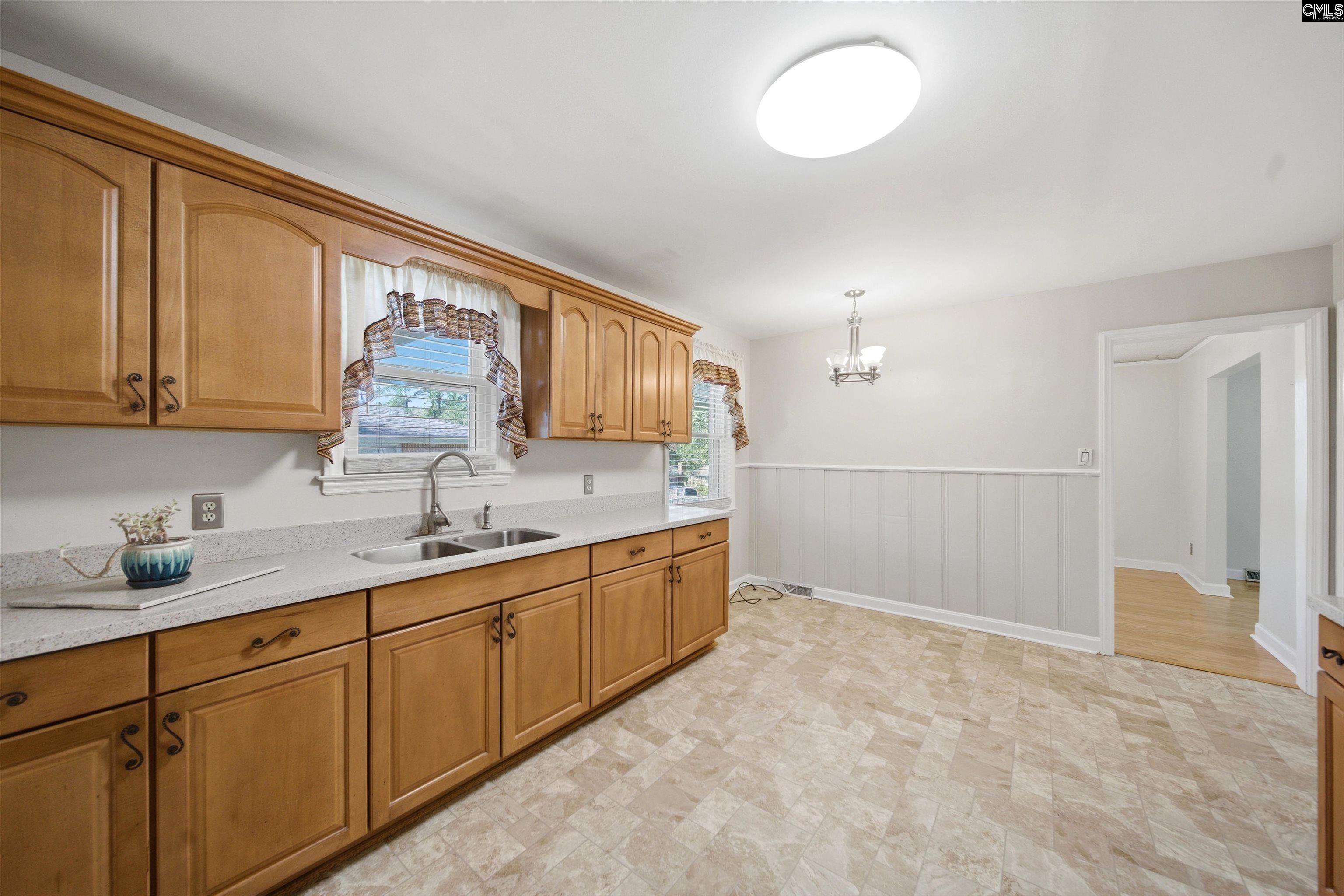 3621 Maybank Street Columbia, SC 29204