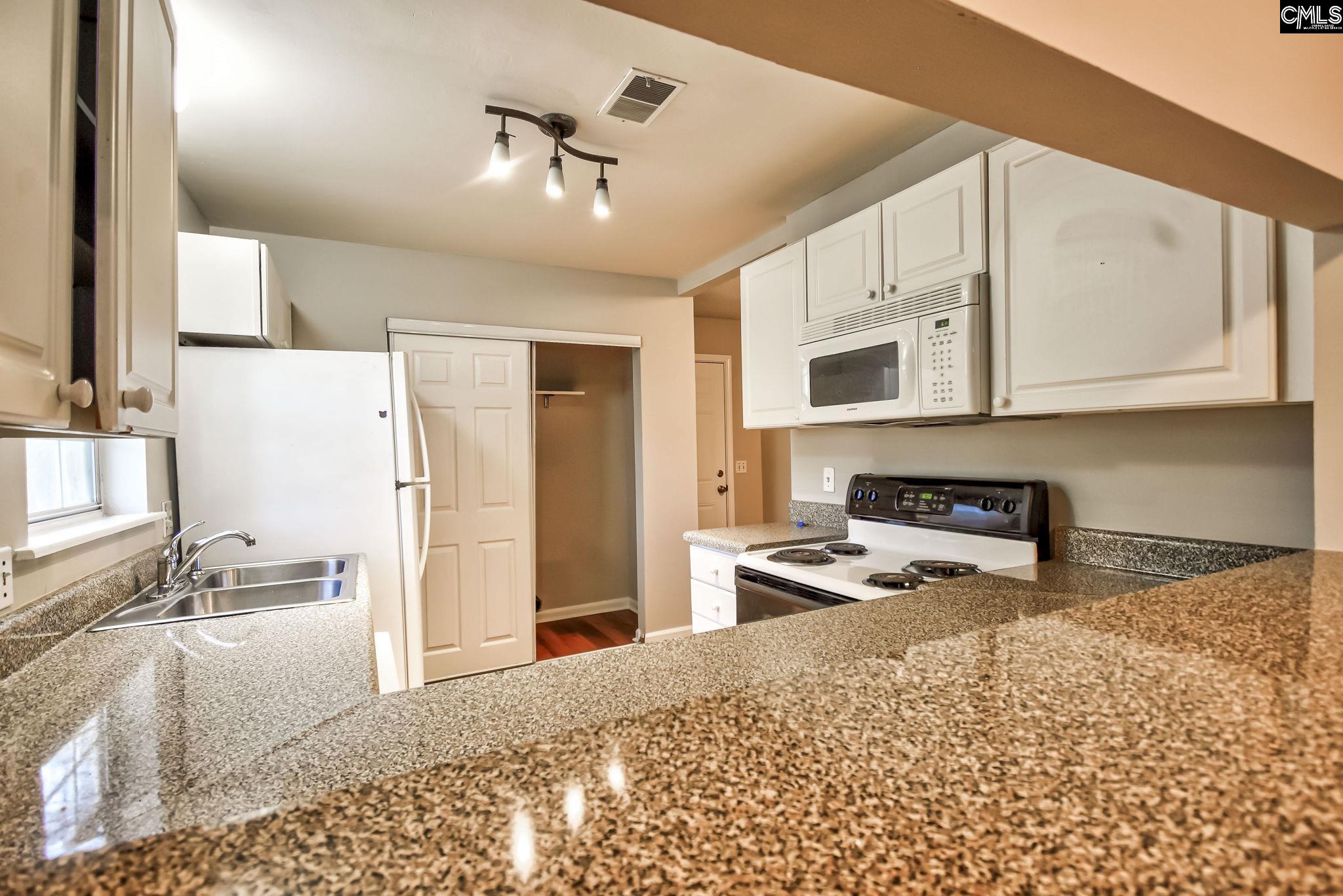 128-130 Country Towns Drive Columbia, SC 29212