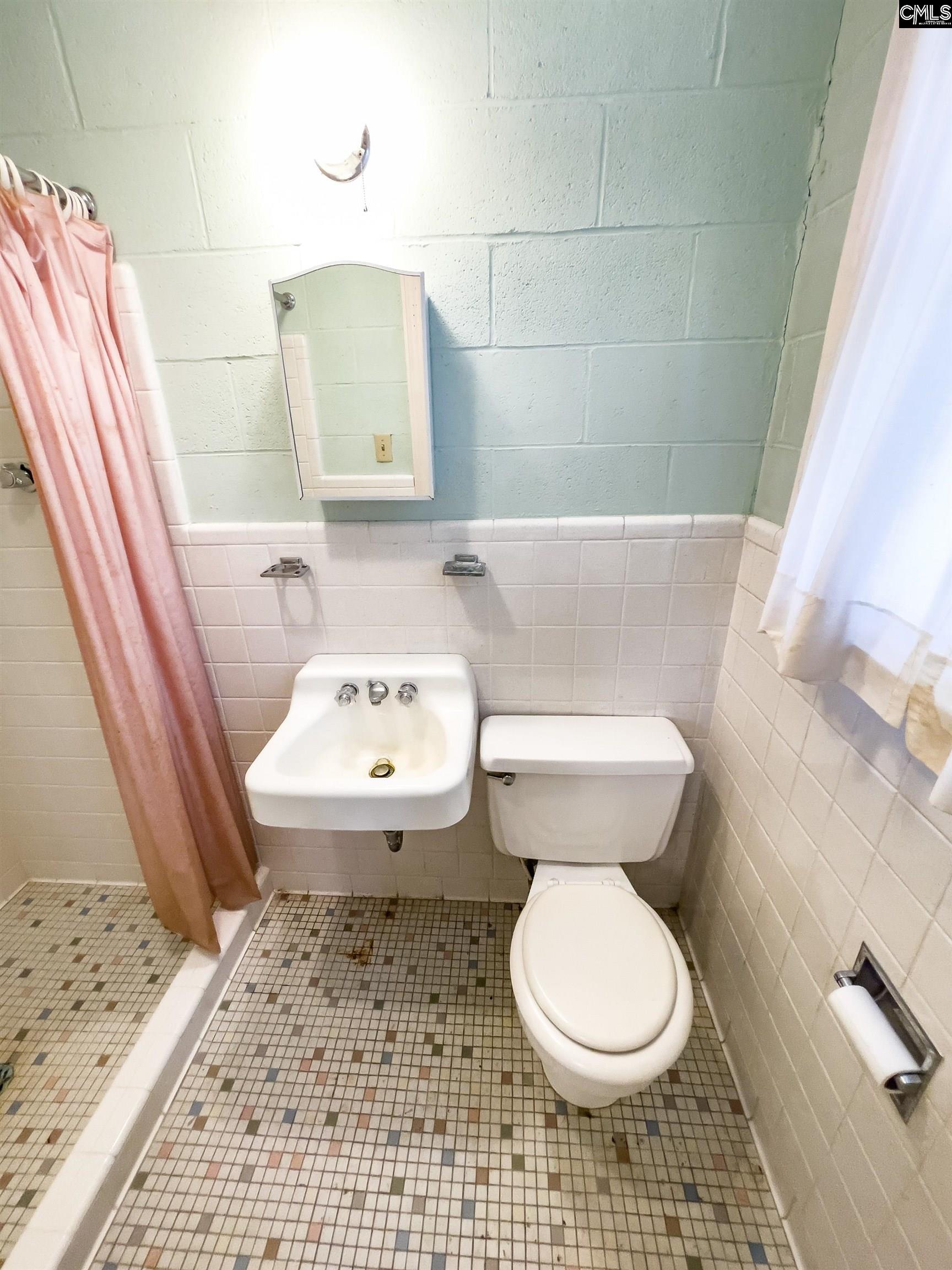 2309 Orchard Street Newberry, SC 29108