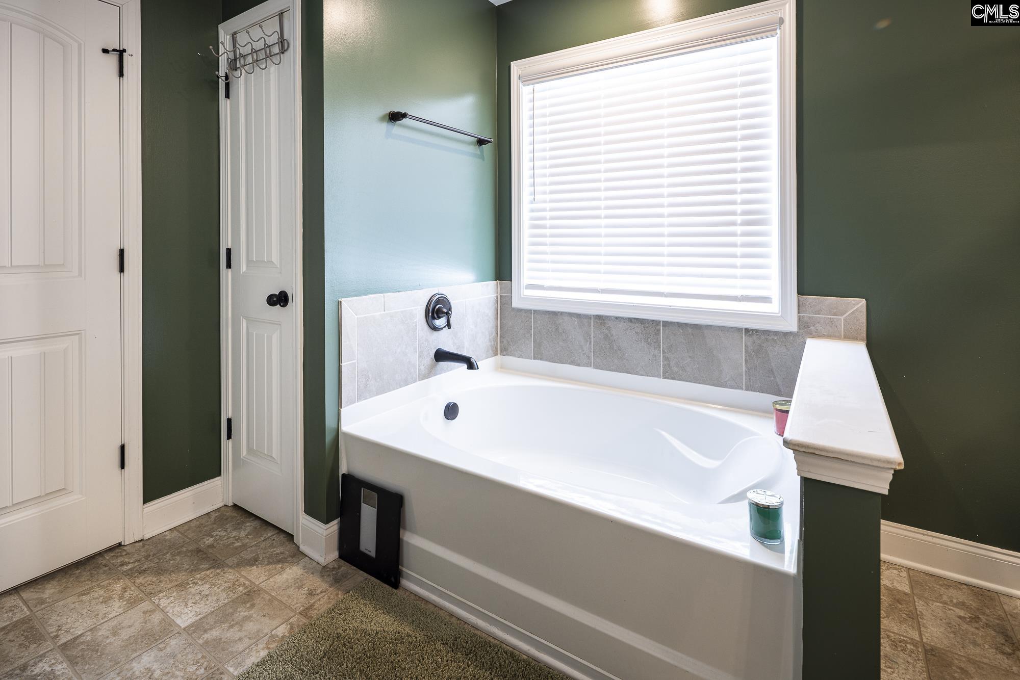 823 Adelaide Road Lexington, SC 29072