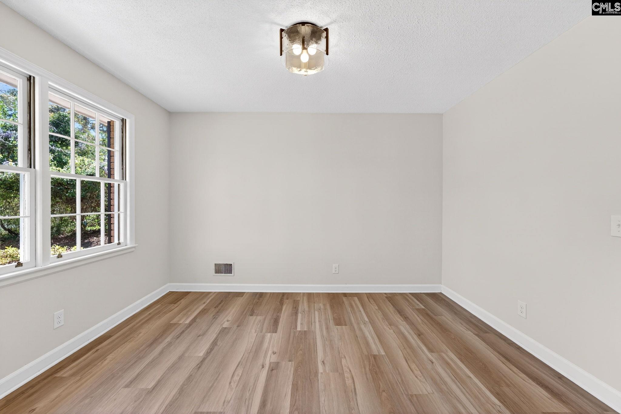 743 Woodland Hills Columbia, SC 29210