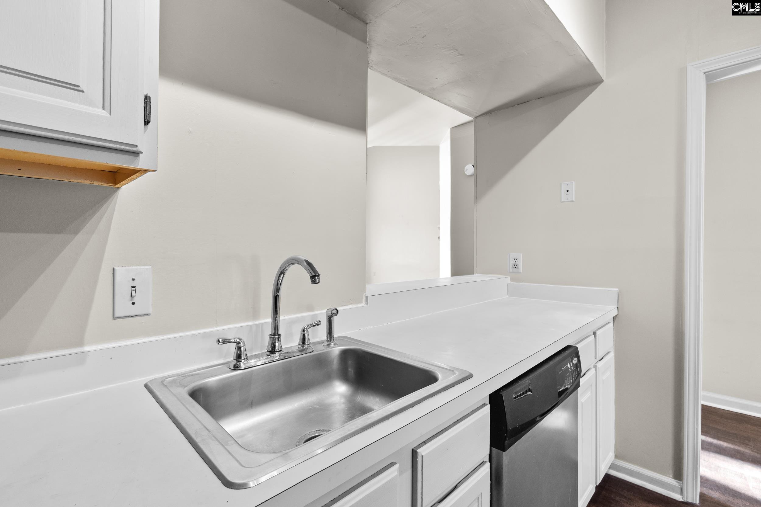 1850 Atlantic Drive Columbia, SC 29210