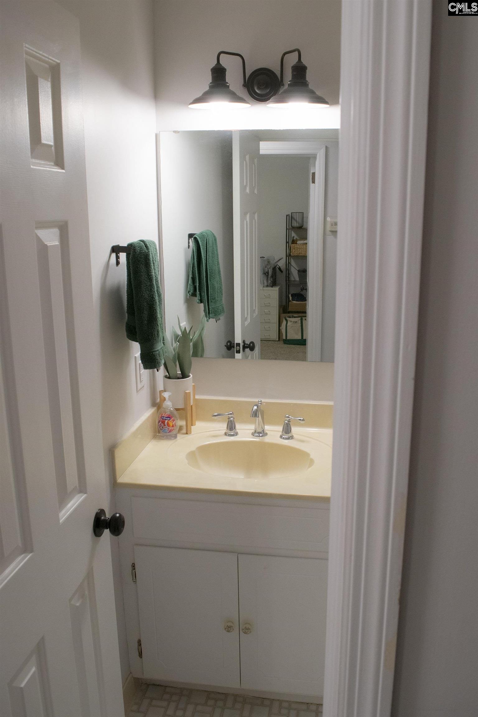 1616 Dogwood Street Cayce, SC 29033-2366