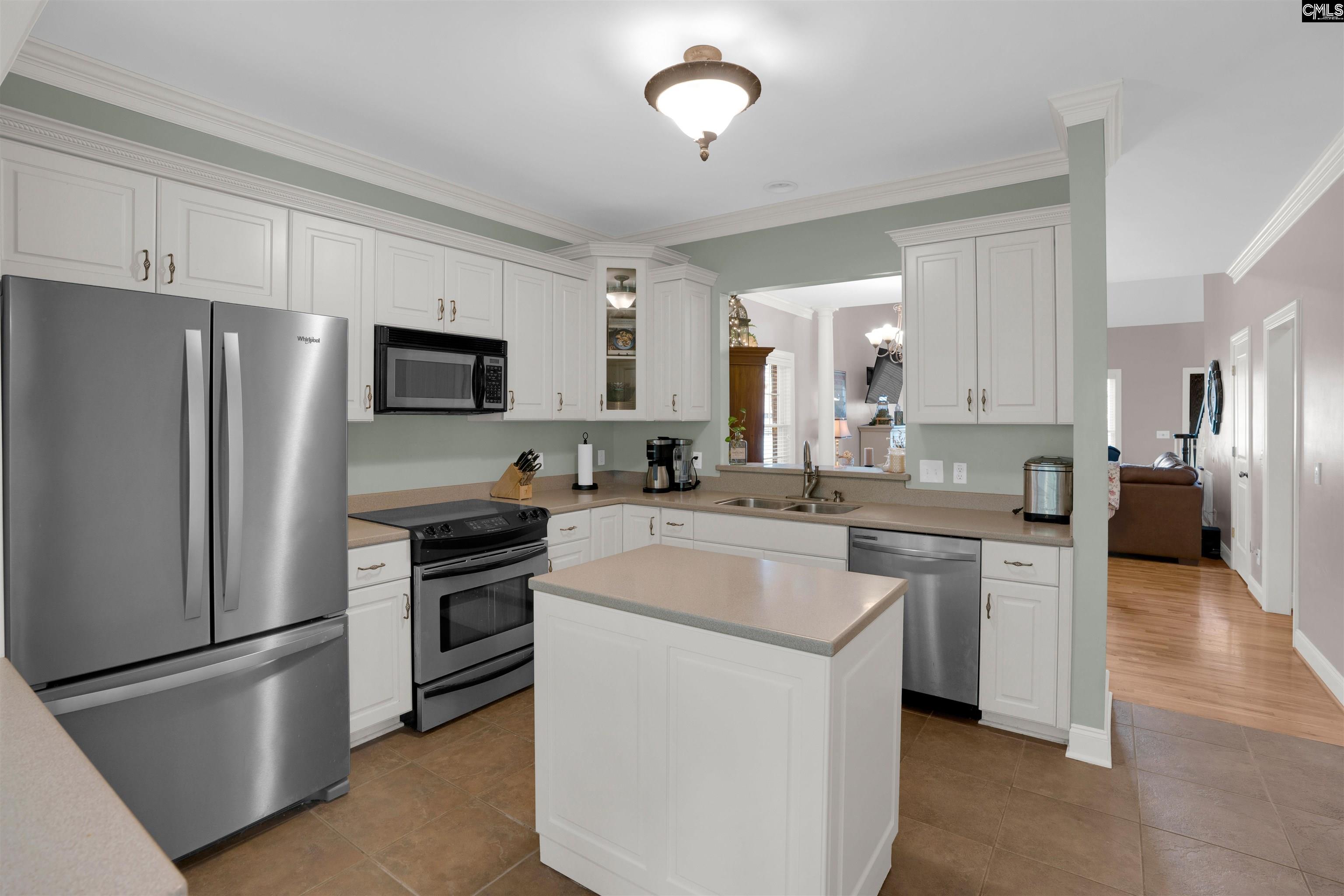 202 Lake Hilton Drive Chapin, SC 29036