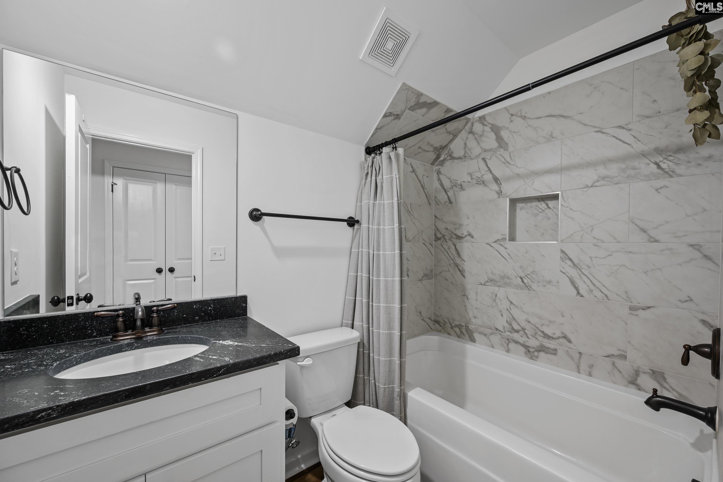1305 Ridgeway Road Lugoff, SC 29078