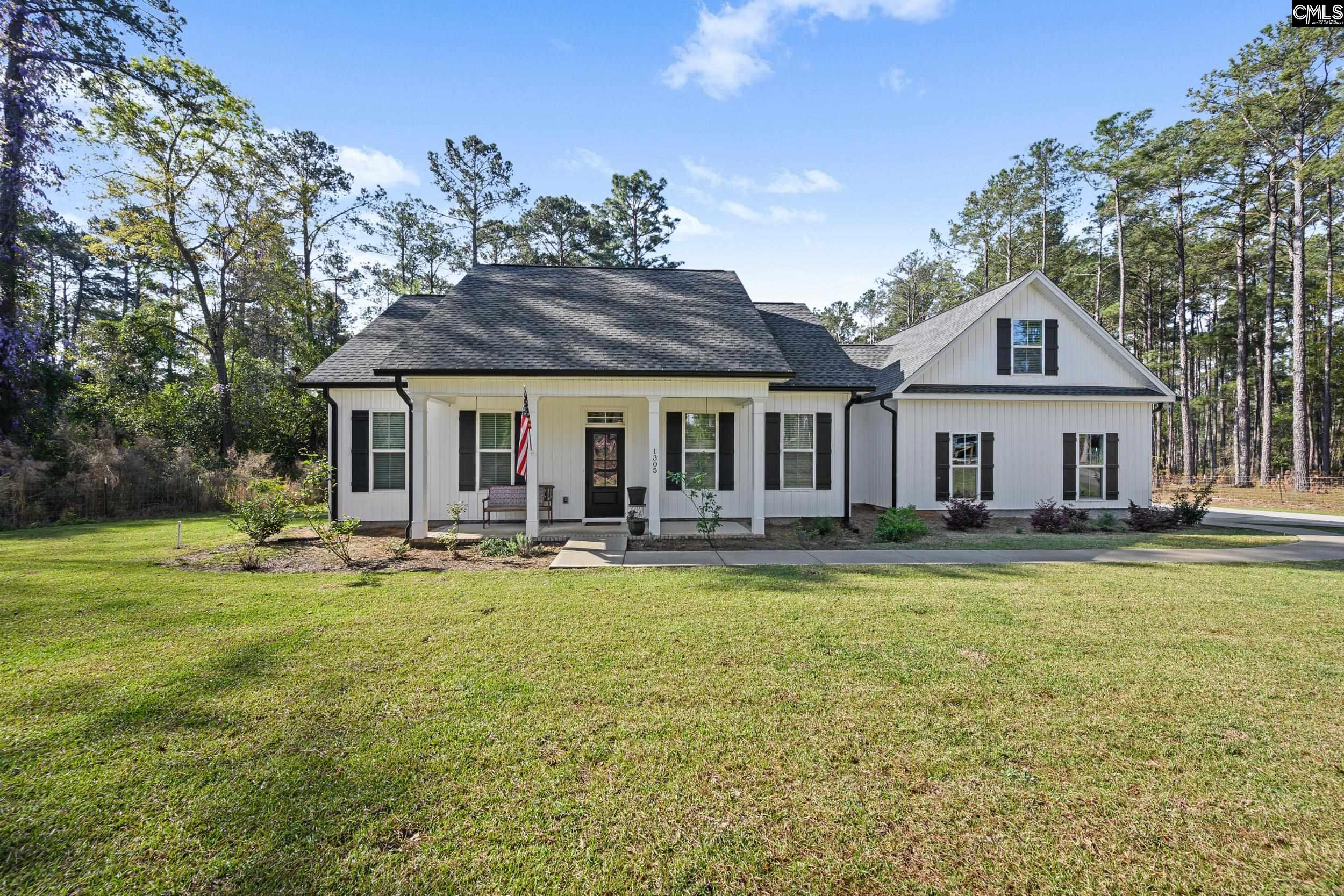 1305 Ridgeway Road Lugoff, SC 29078
