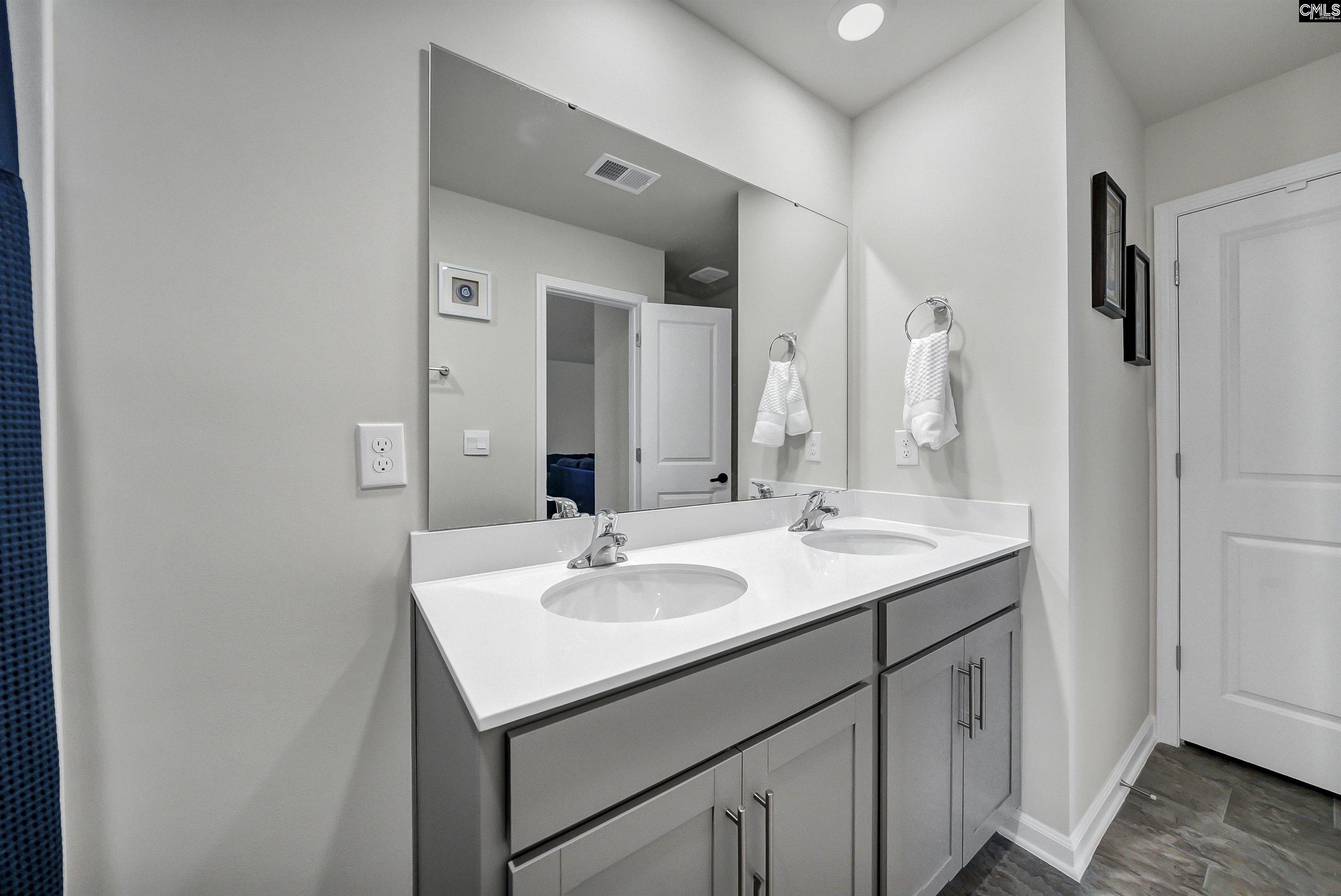 281 Carrington Drive Lugoff, SC 29078