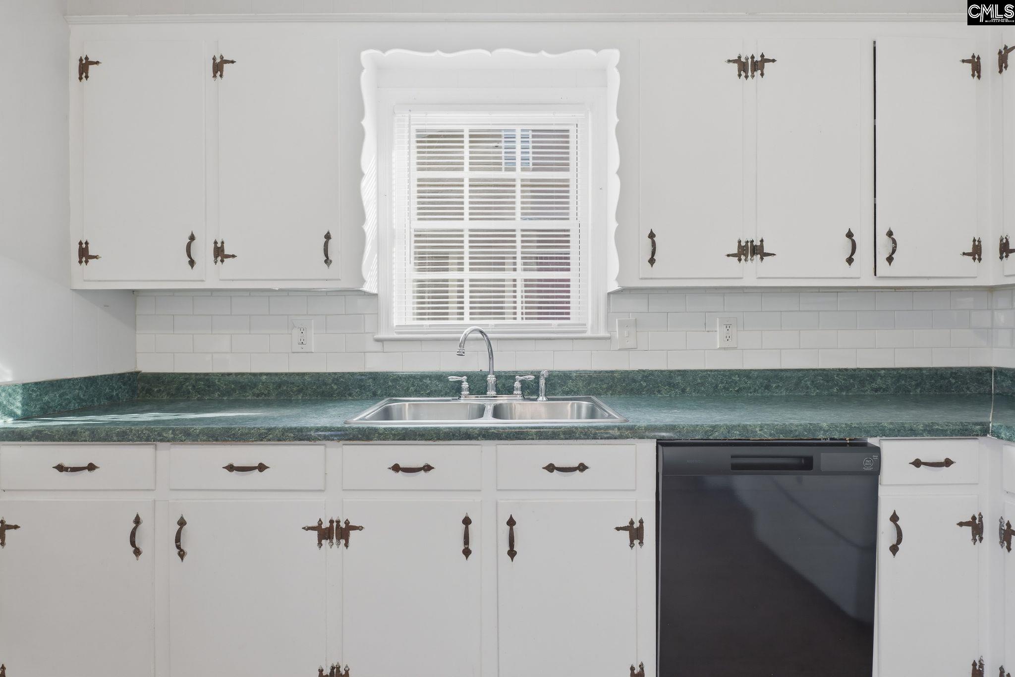 4237 Shorecrest Drive Columbia, SC 29209