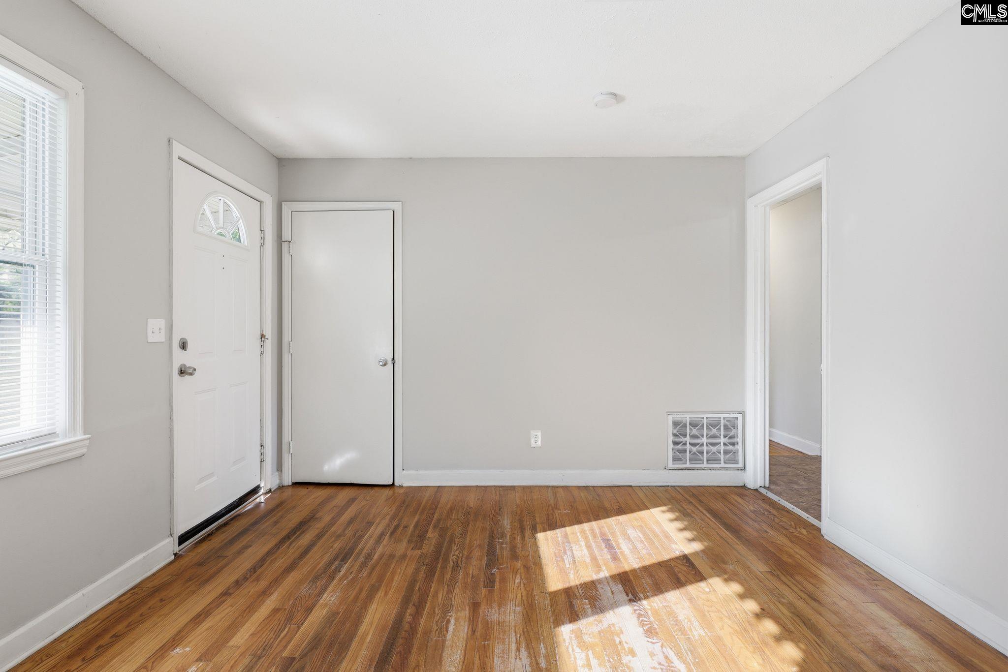 4237 Shorecrest Drive Columbia, SC 29209