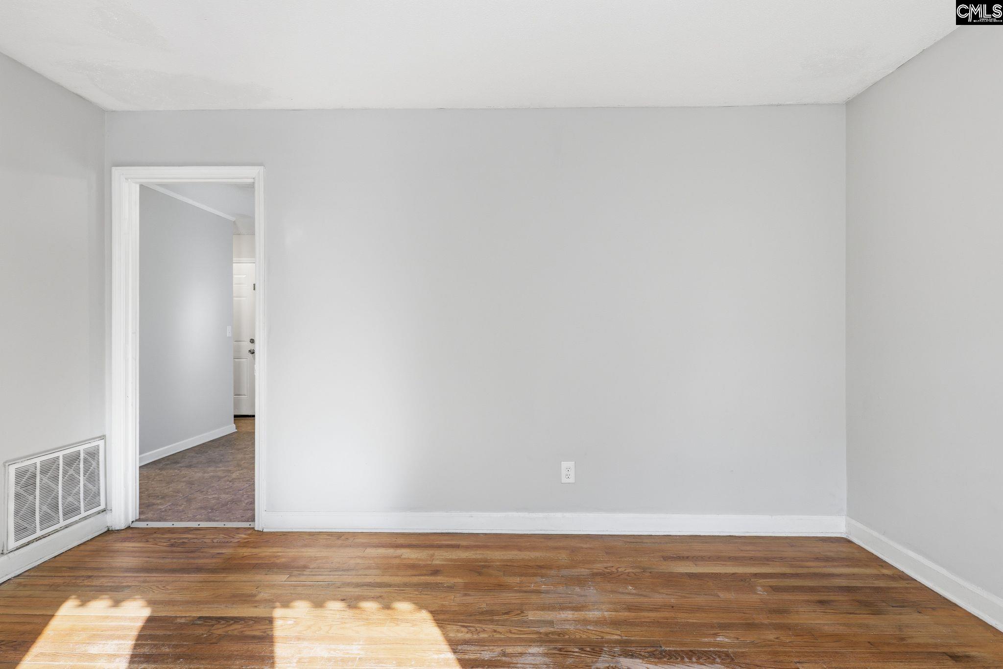 4237 Shorecrest Drive Columbia, SC 29209