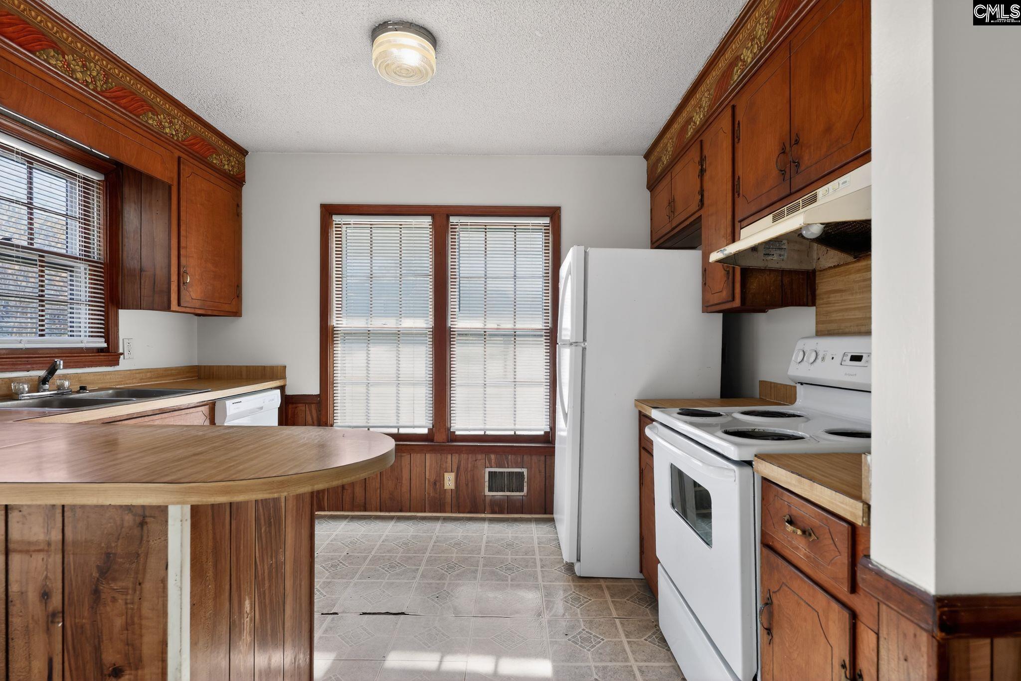 121 Gatlin Drive Hopkins, SC 29061