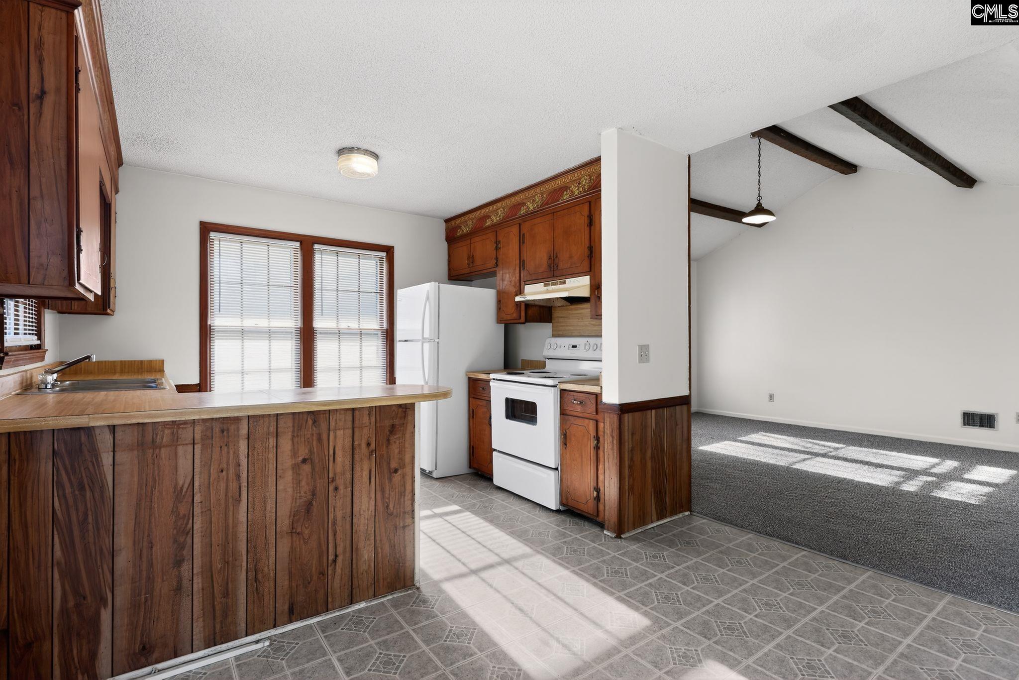 121 Gatlin Drive Hopkins, SC 29061