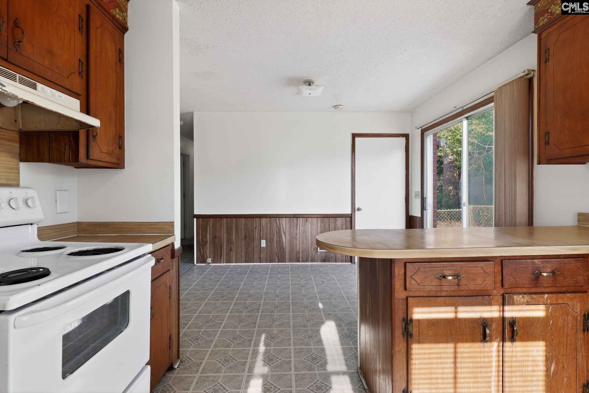 121 Gatlin Drive Hopkins, SC 29061