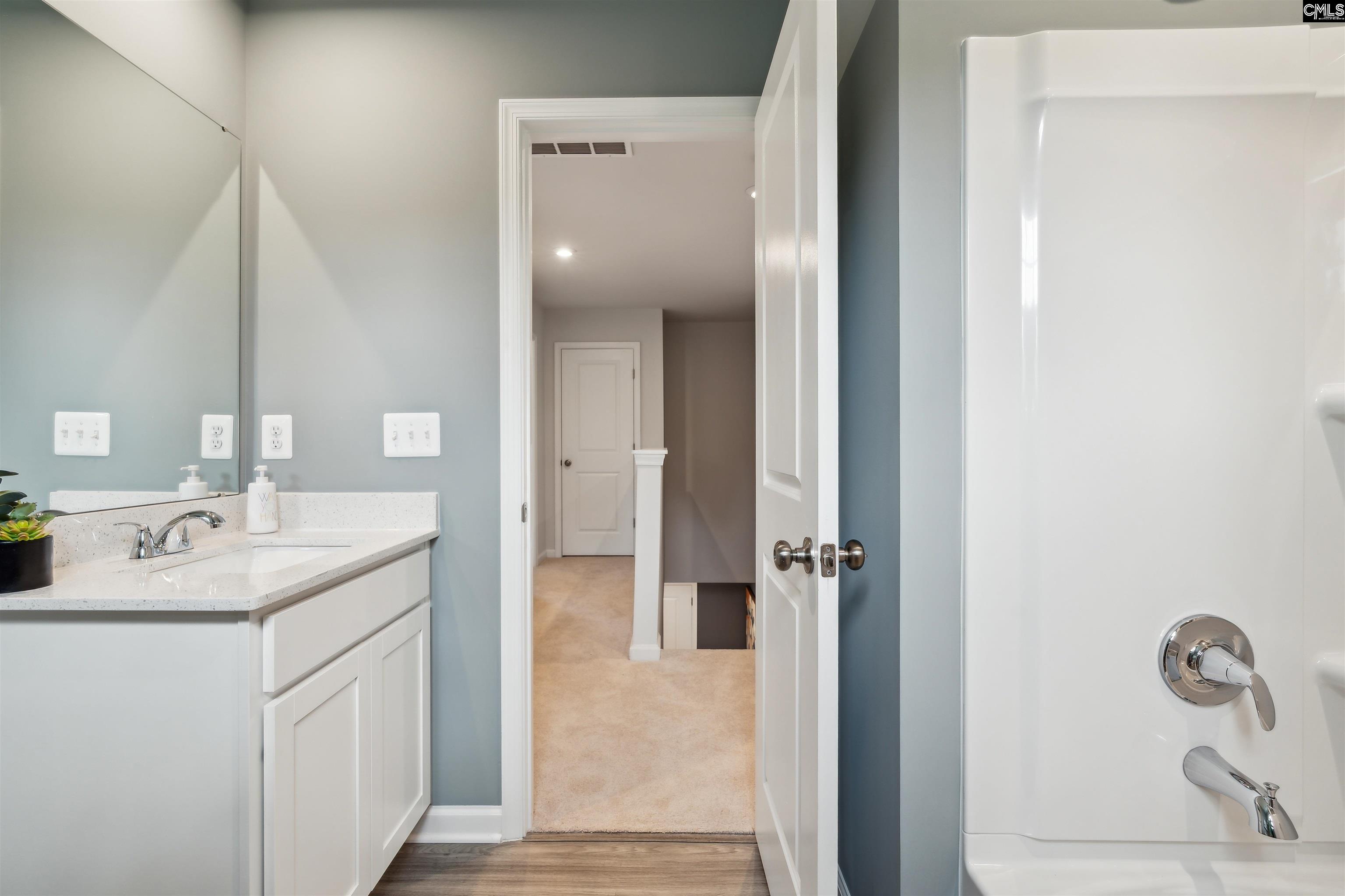 194 Kingfield Drive Hopkins, SC 29061