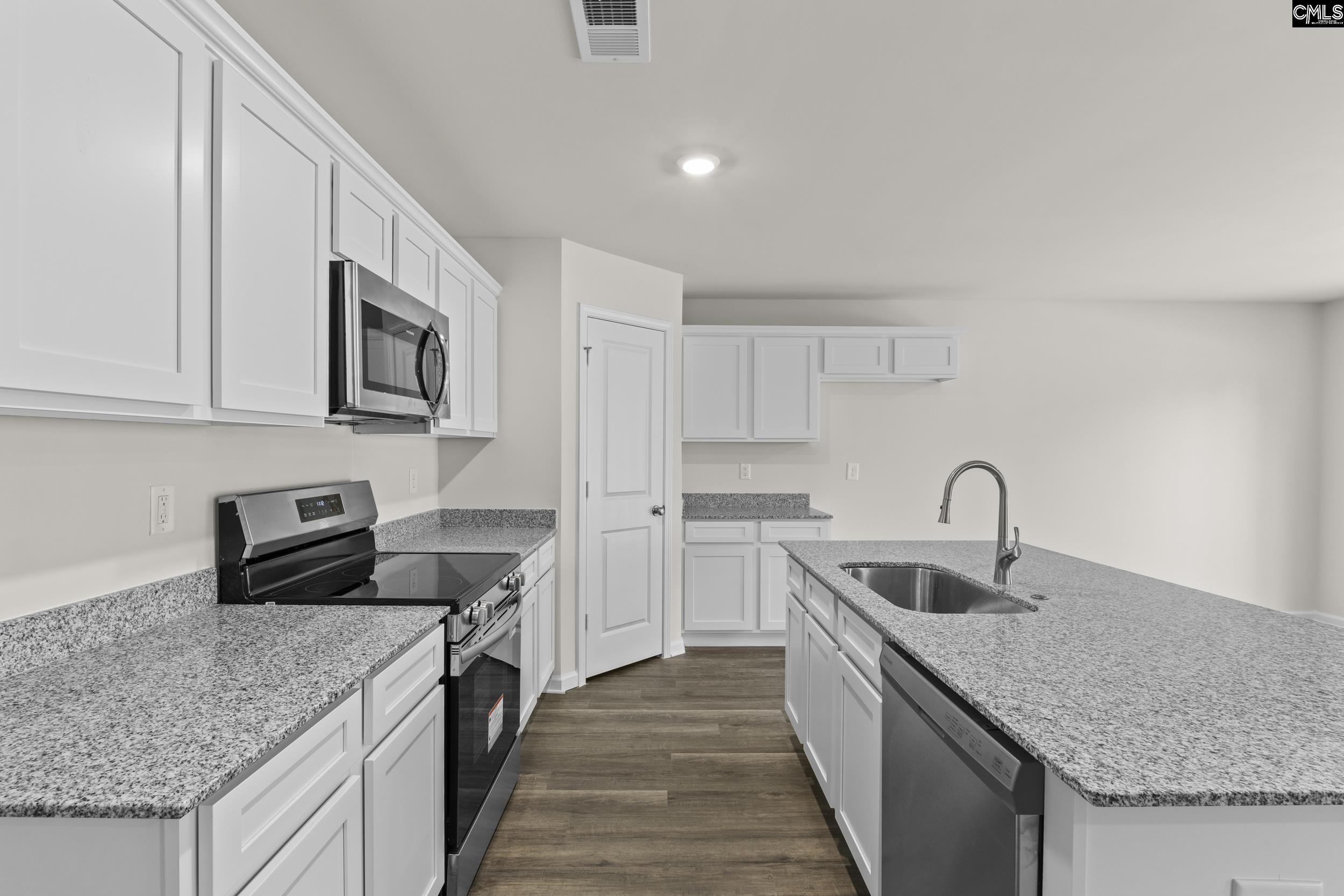568 Corkscrew Lane Blythewood, SC 29016