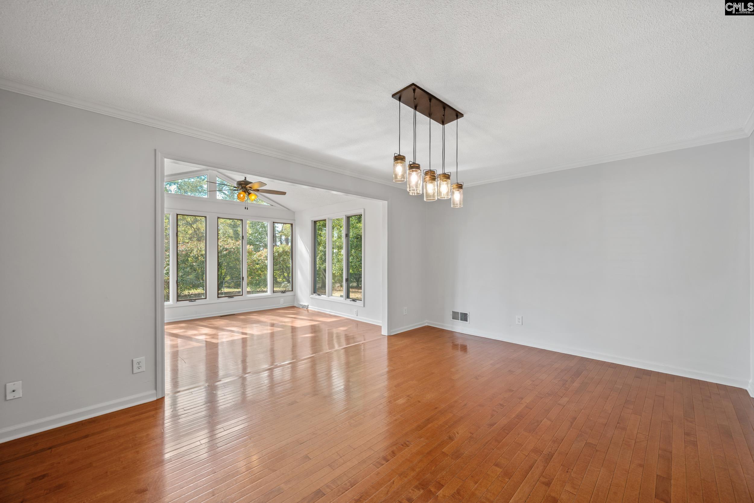 3 Holly Tree Court Columbia, SC 29204