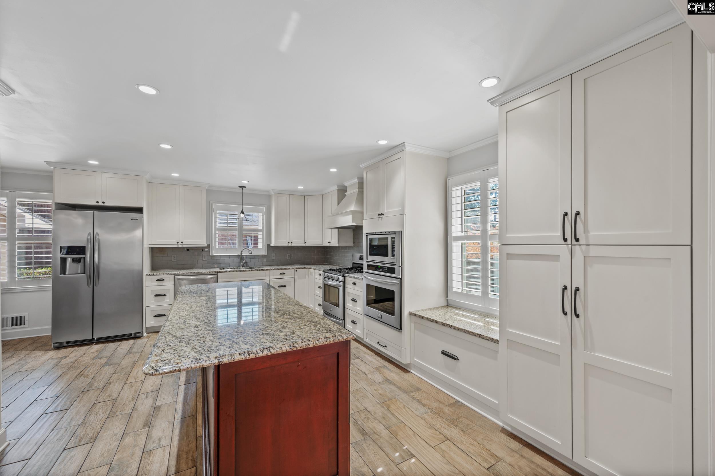 3 Holly Tree Court Columbia, SC 29204