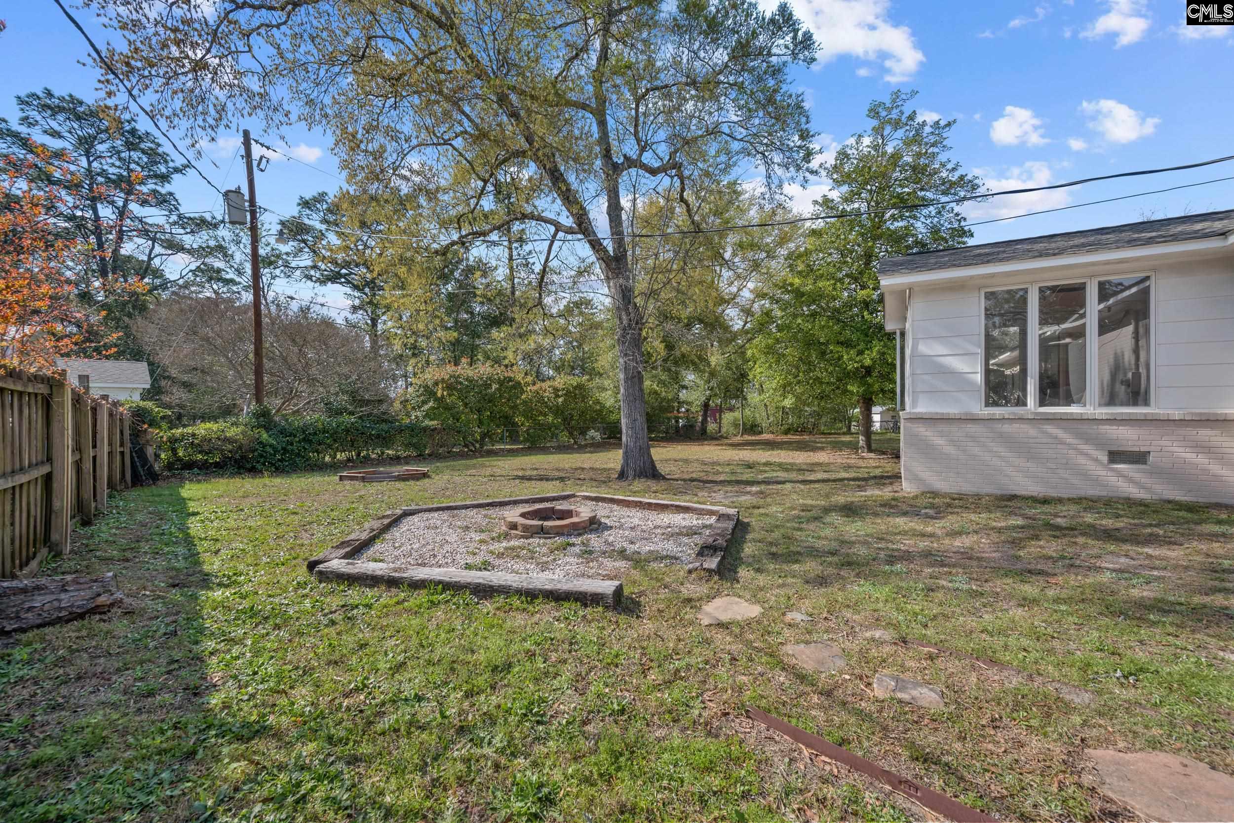 3 Holly Tree Court Columbia, SC 29204