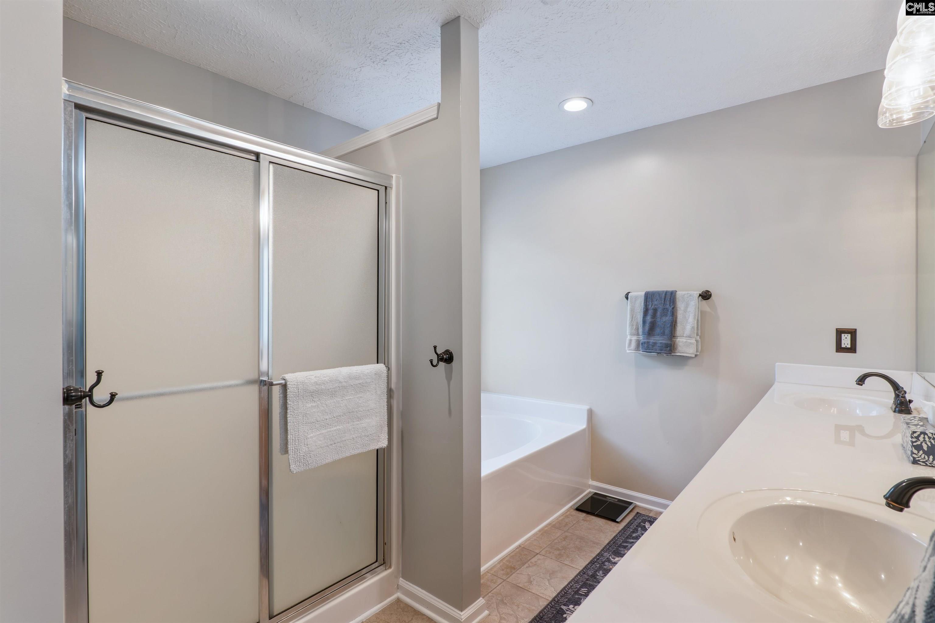 201 Berkeley Ridge Drive, Columbia — photo 33