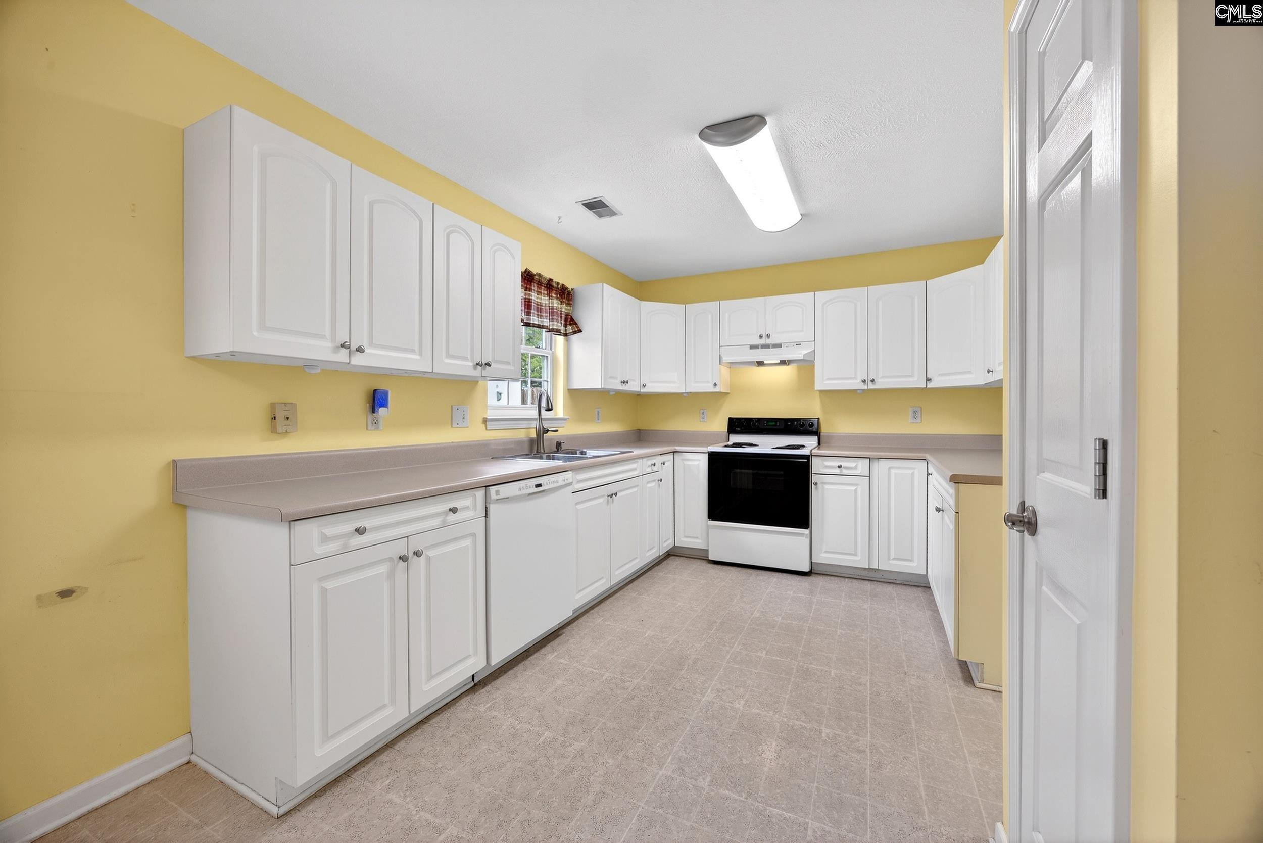 208 Willow Forks Rd Lexington, SC 29073