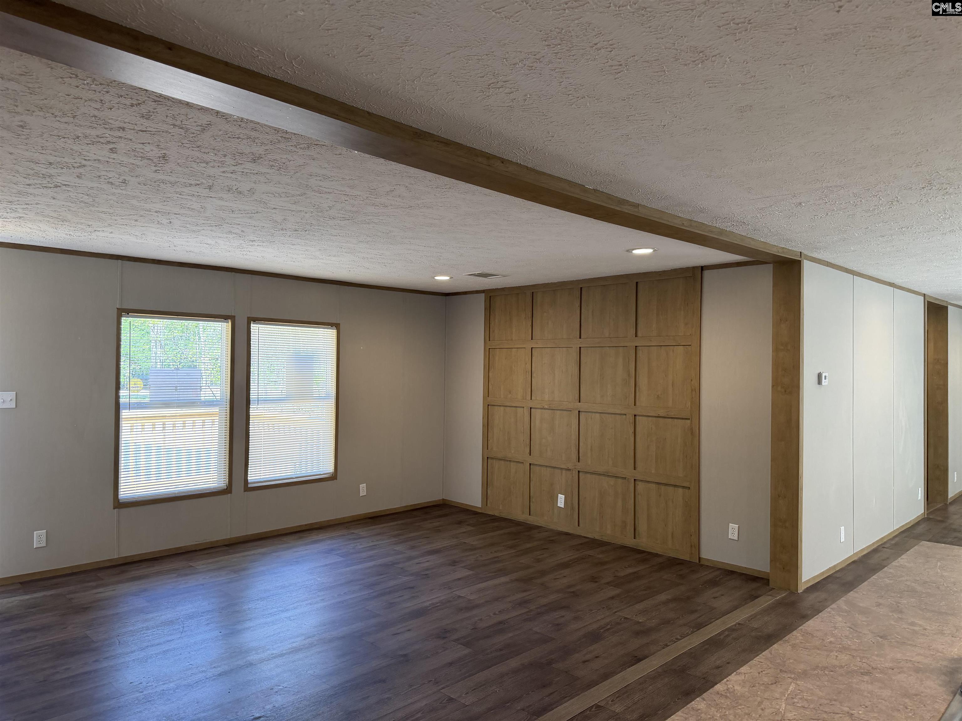 115 Ash Hill Drive Eutawville, SC 29048-9301