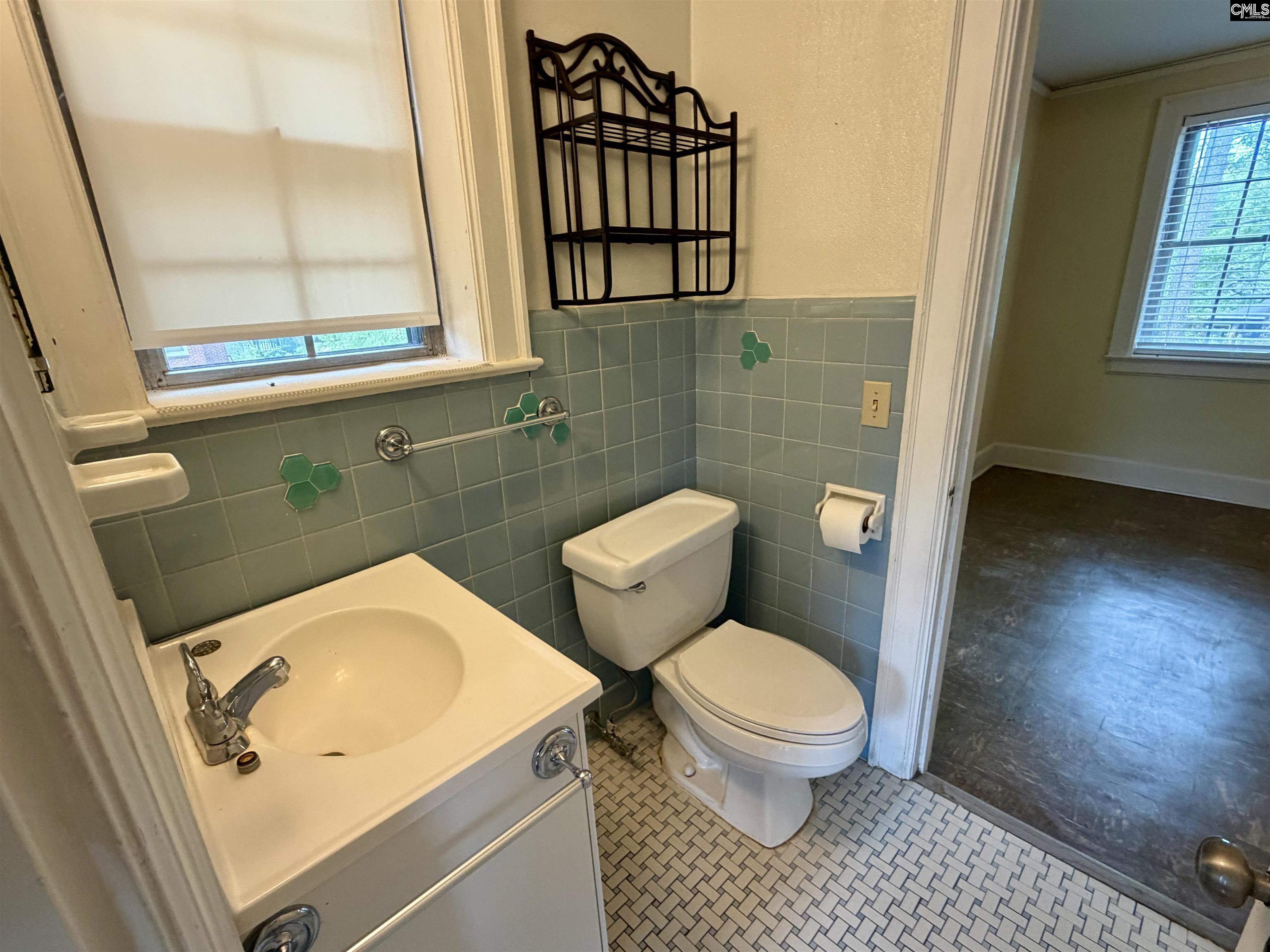 1001 Wildwood Avenue