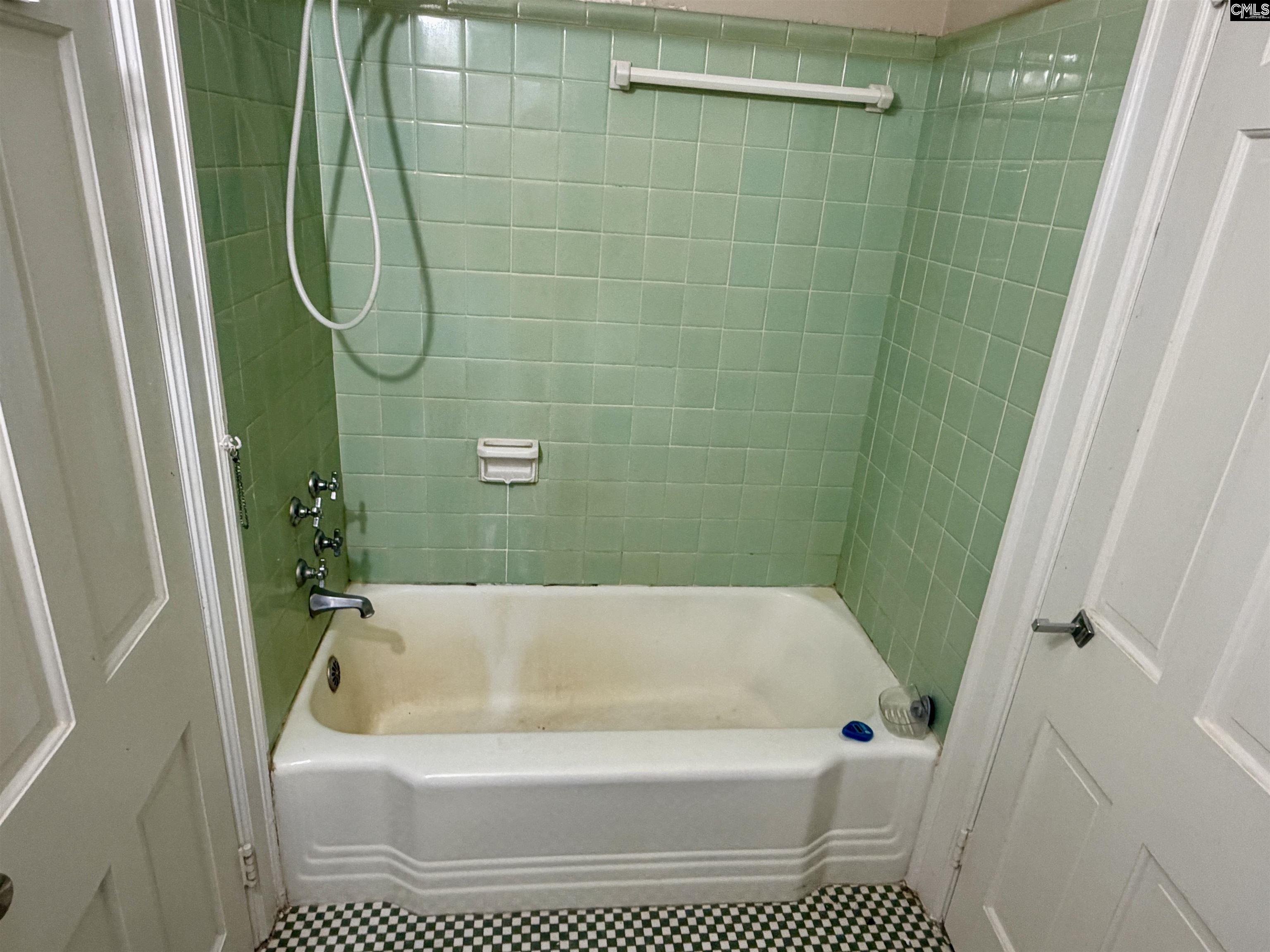 1005 Wildwood Avenue