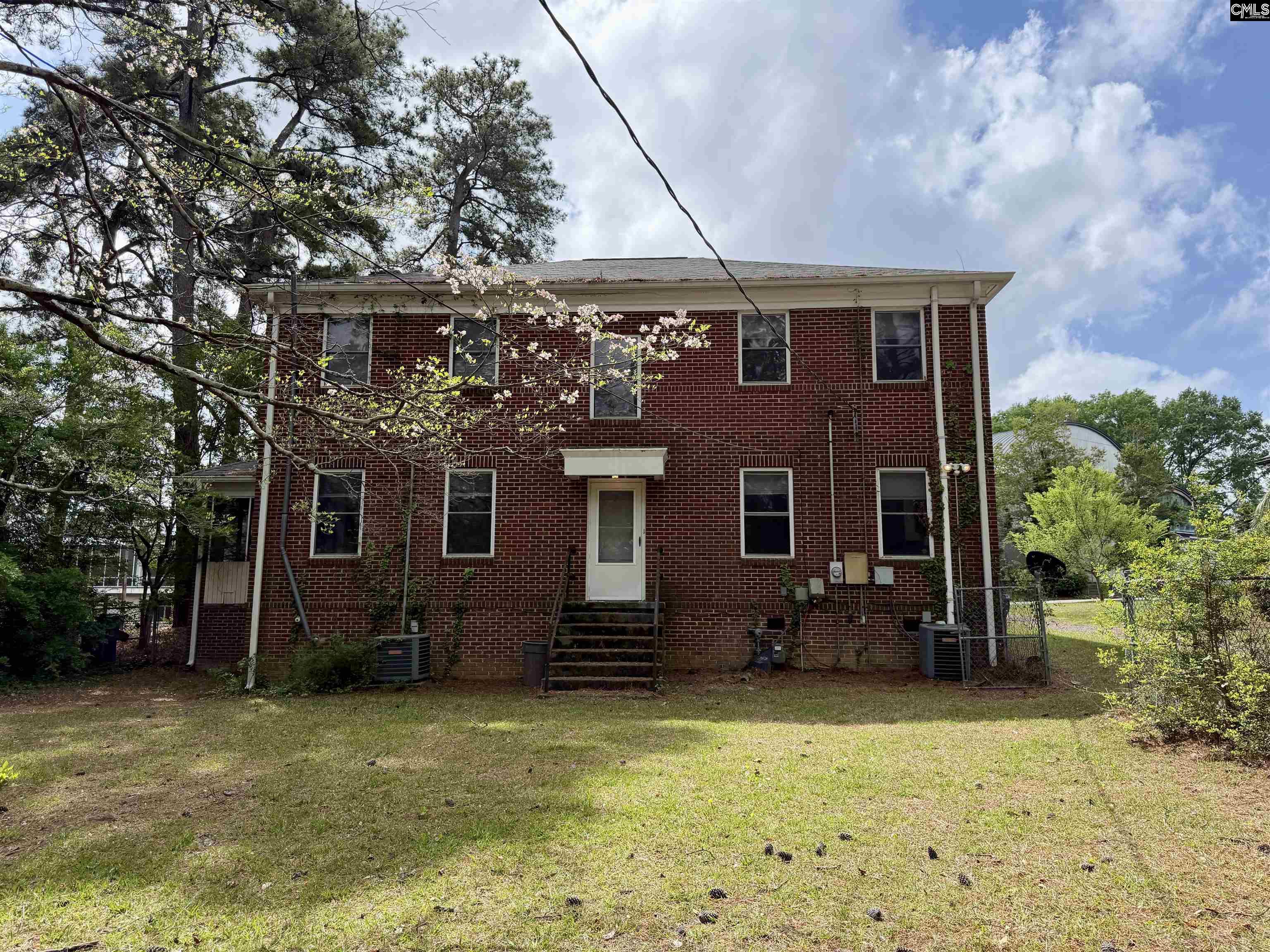 1005 Wildwood Avenue