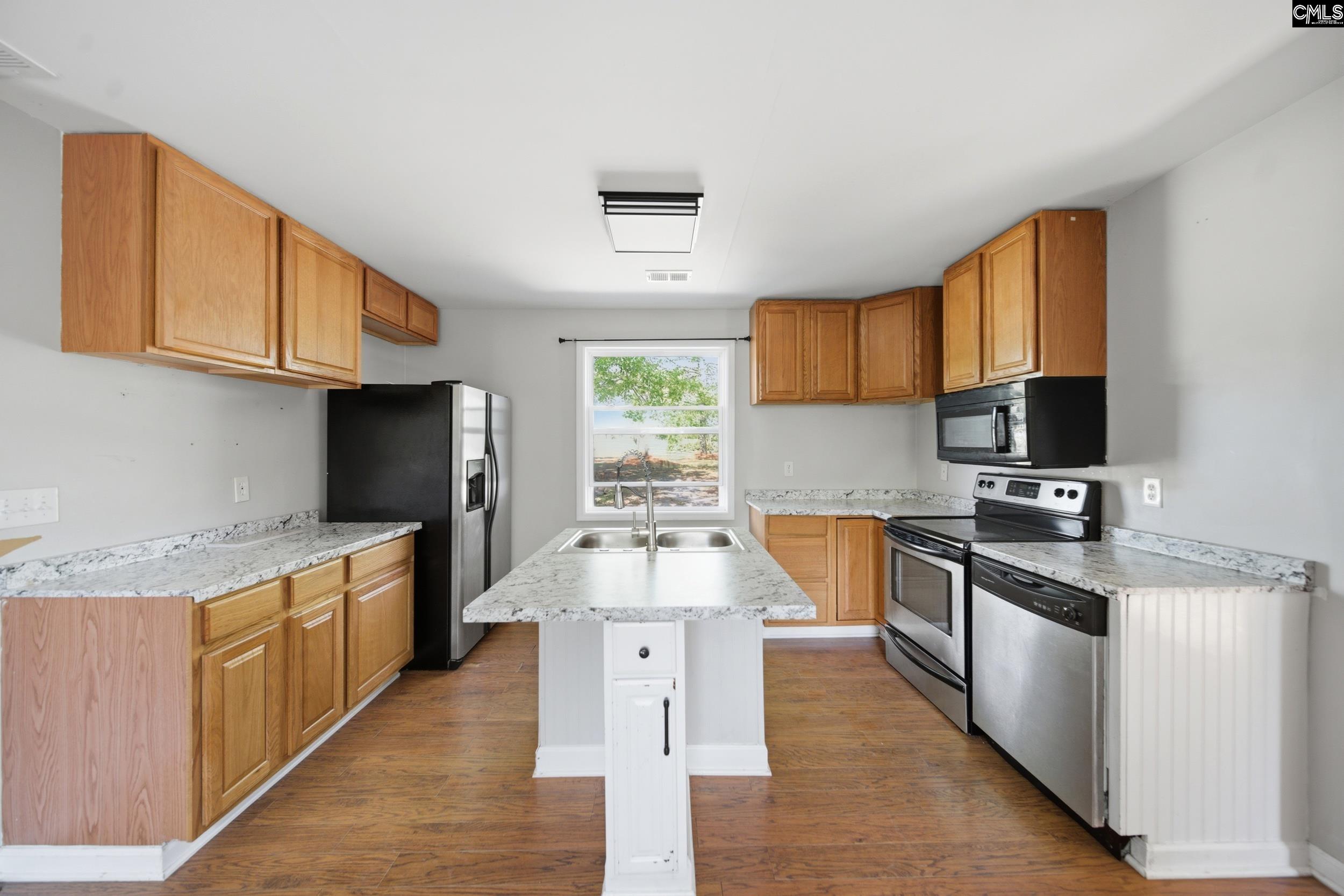 557 Shirway Road Lexington, SC 29073