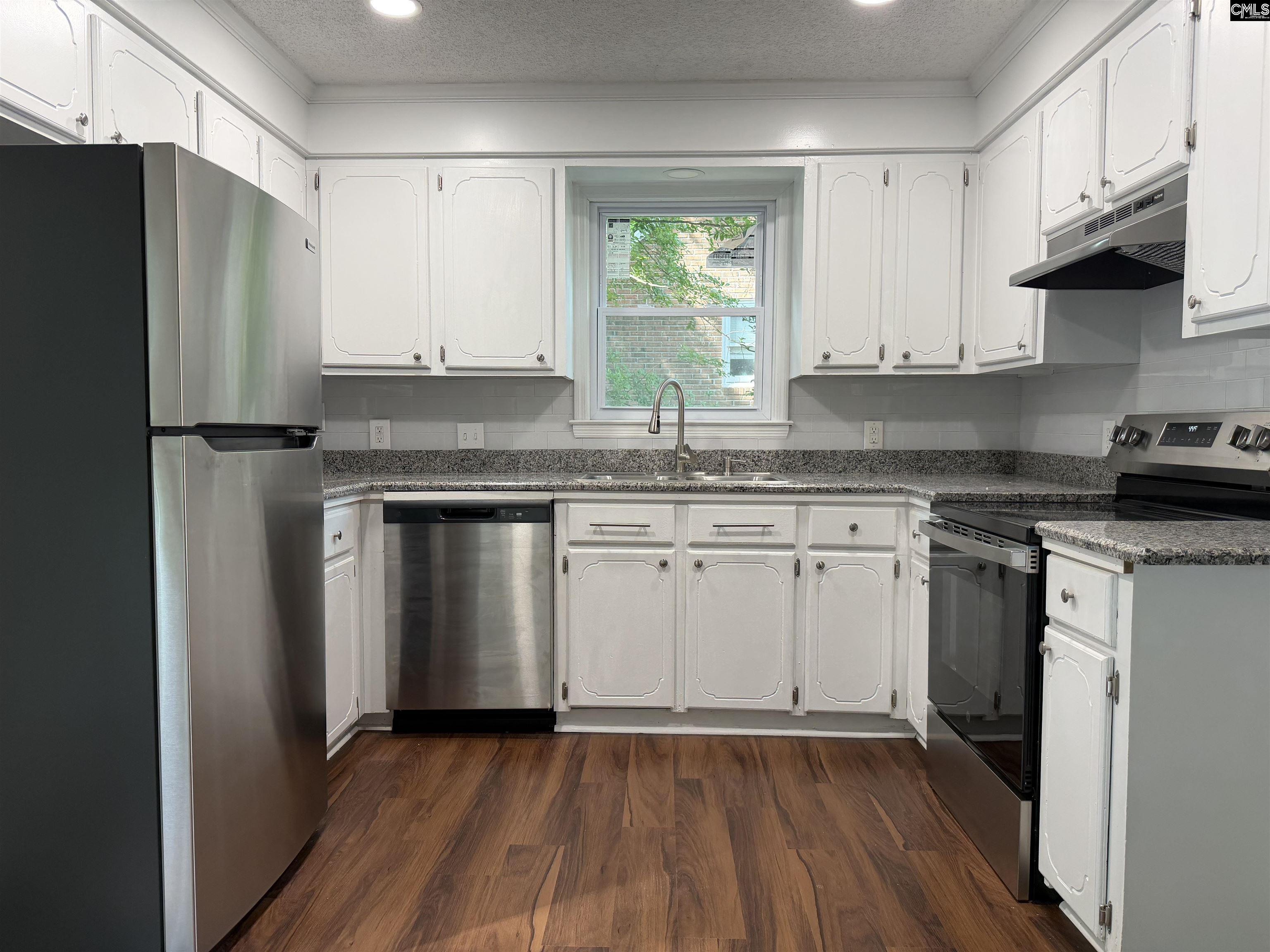 6 Crescent Lane Columbia, SC 29212