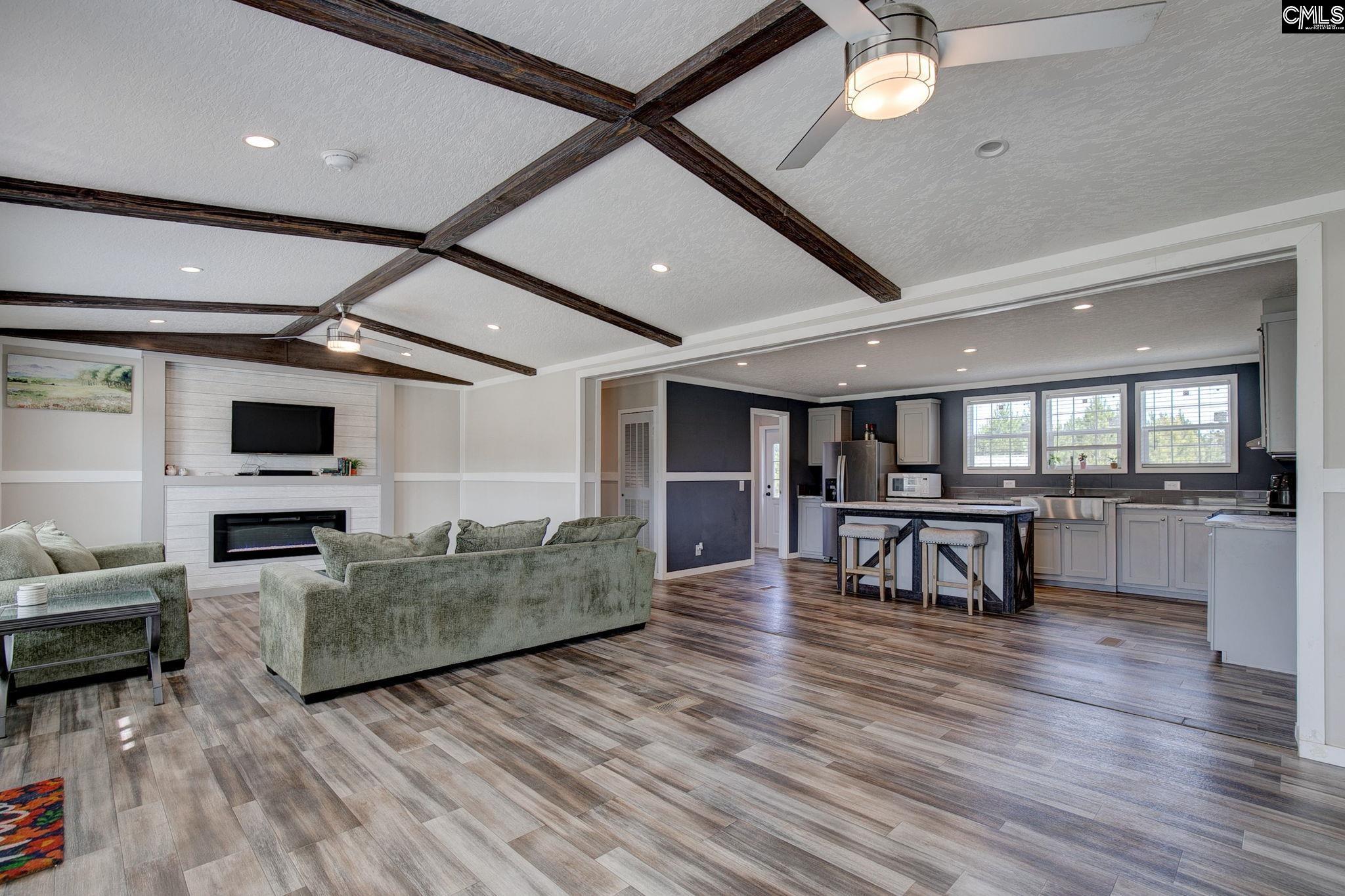 1100 Marlowe Drive Manning, SC 29102