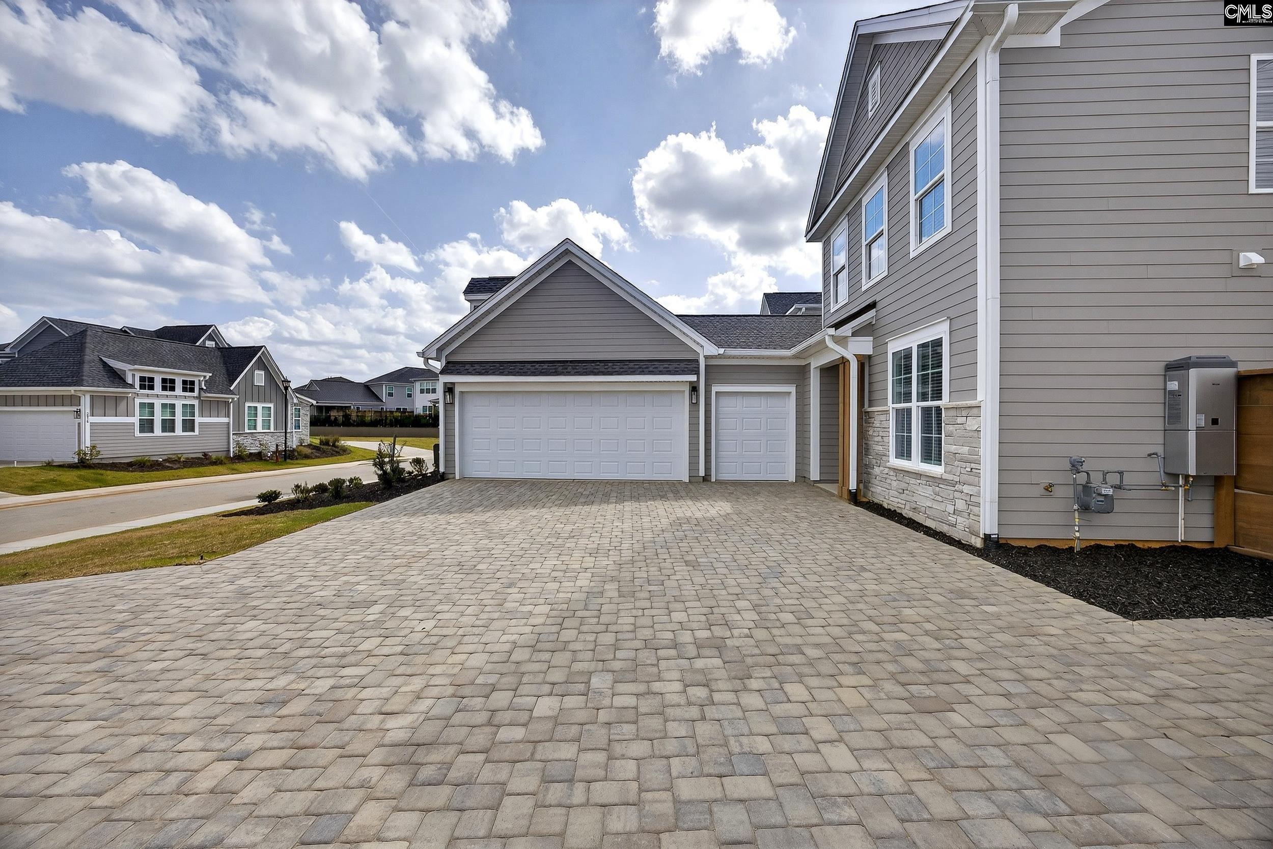 2017 Shallow Bluff Court Lexington, SC 29072