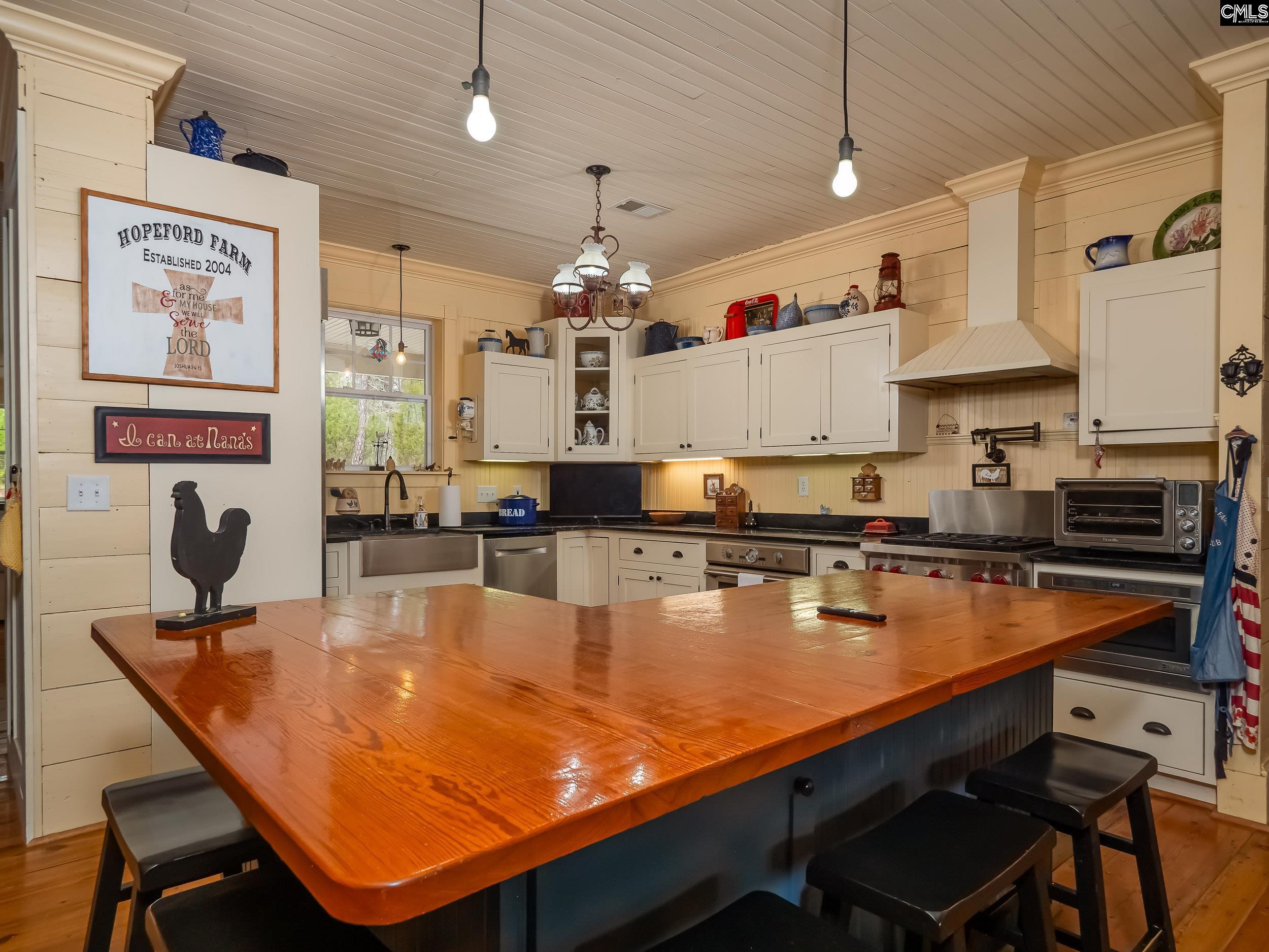 220 Roddy Dairy Lane Winnsboro, SC 29180