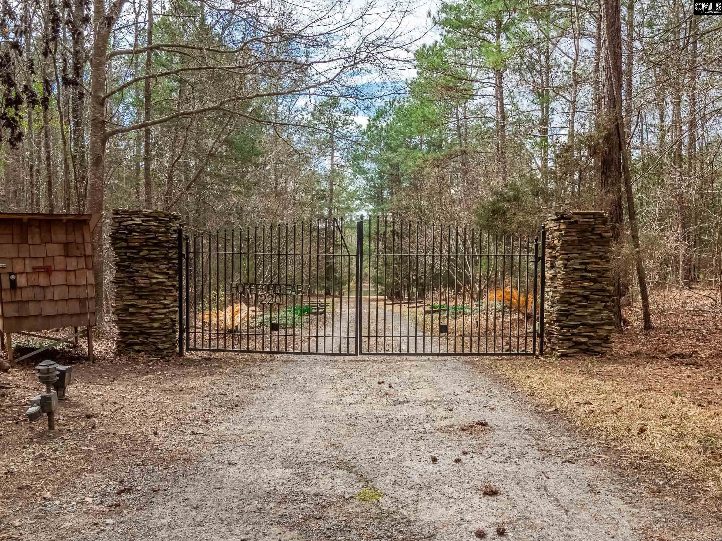 220 Roddy Dairy Lane Winnsboro, SC 29180