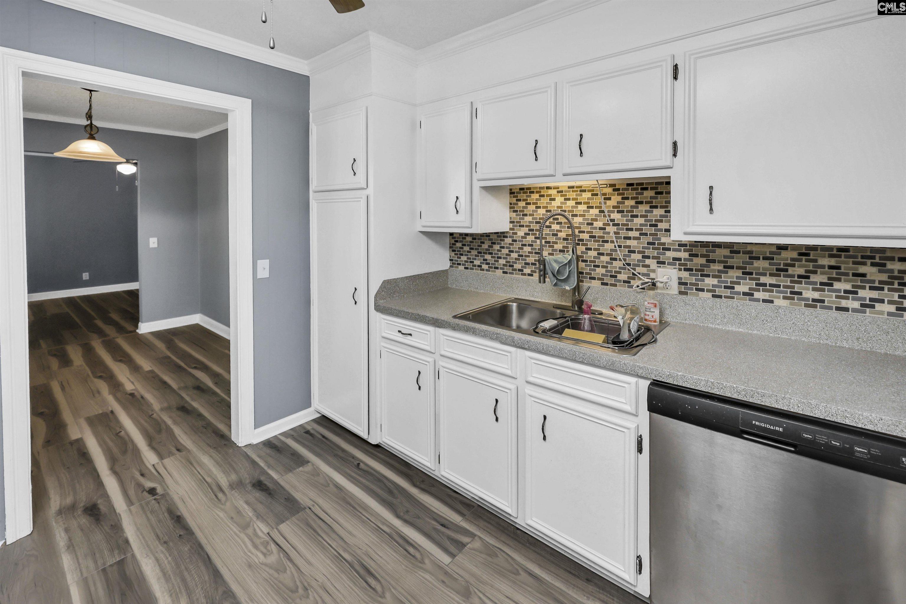 1717 Lacy Street West Columbia, SC 29189-5725