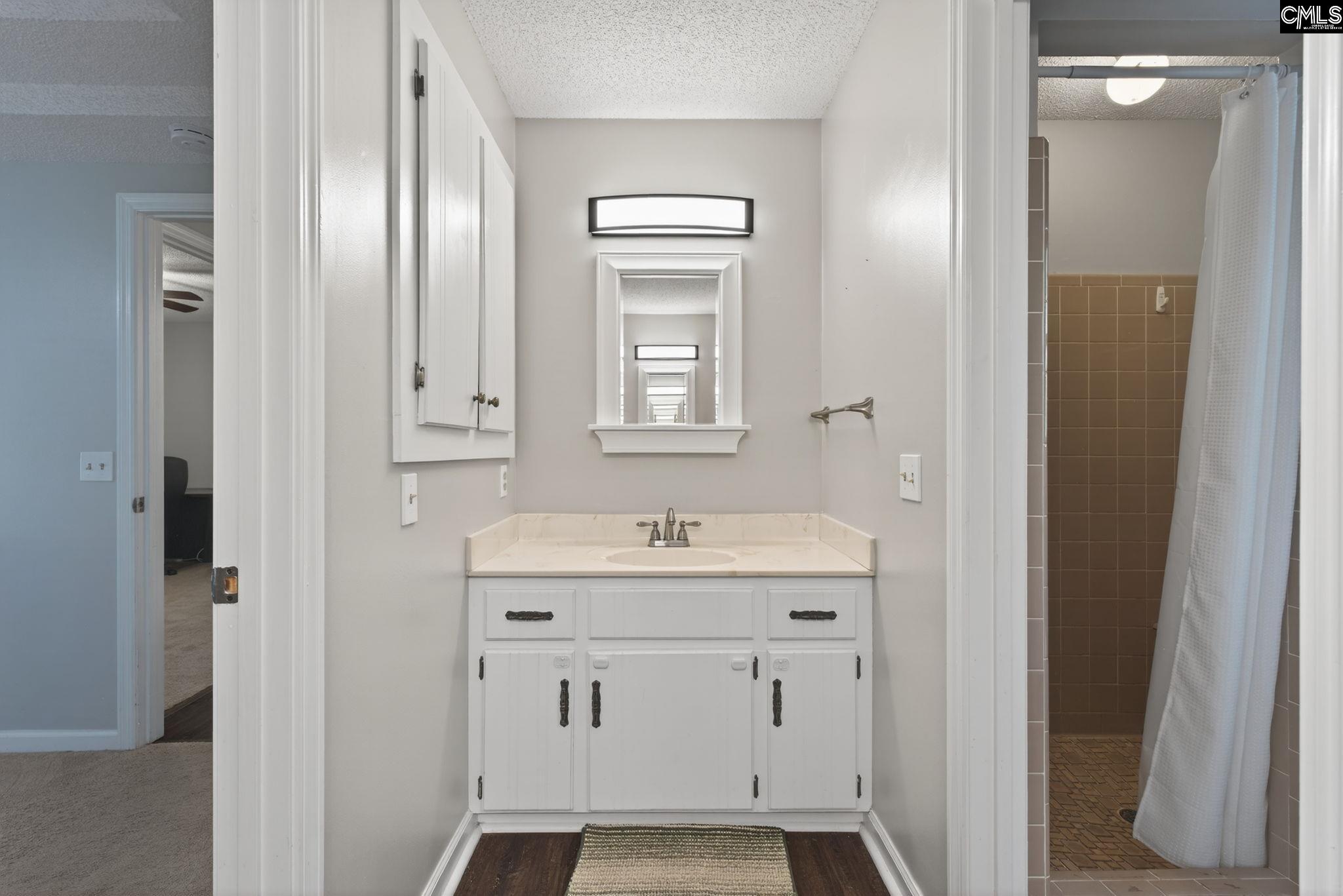 205 Tamwood Circle Cayce, SC 29033