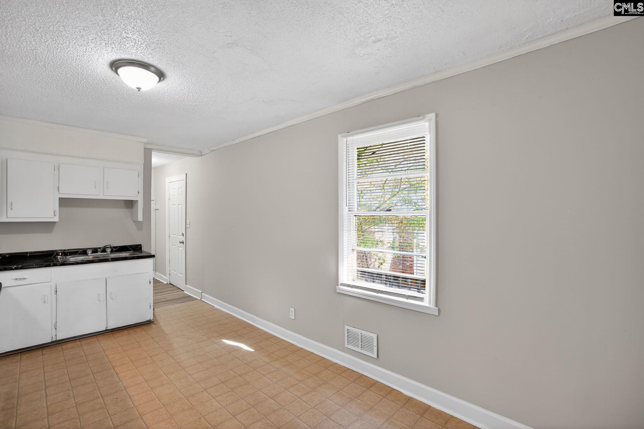 137 Green Tree Drive Columbia, SC 29203