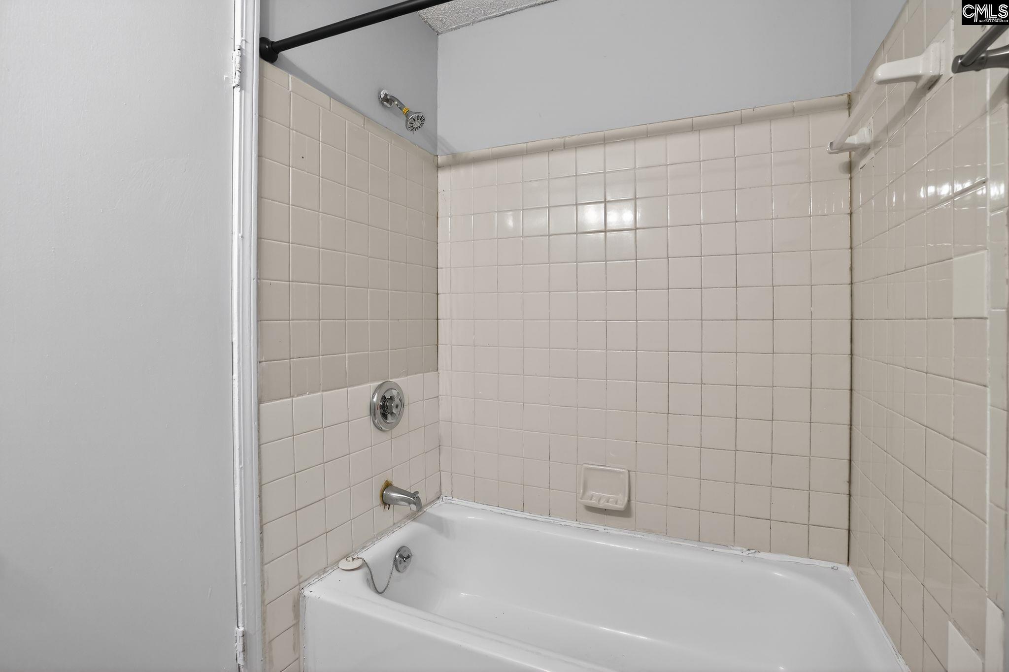 137 Green Tree Drive Columbia, SC 29203