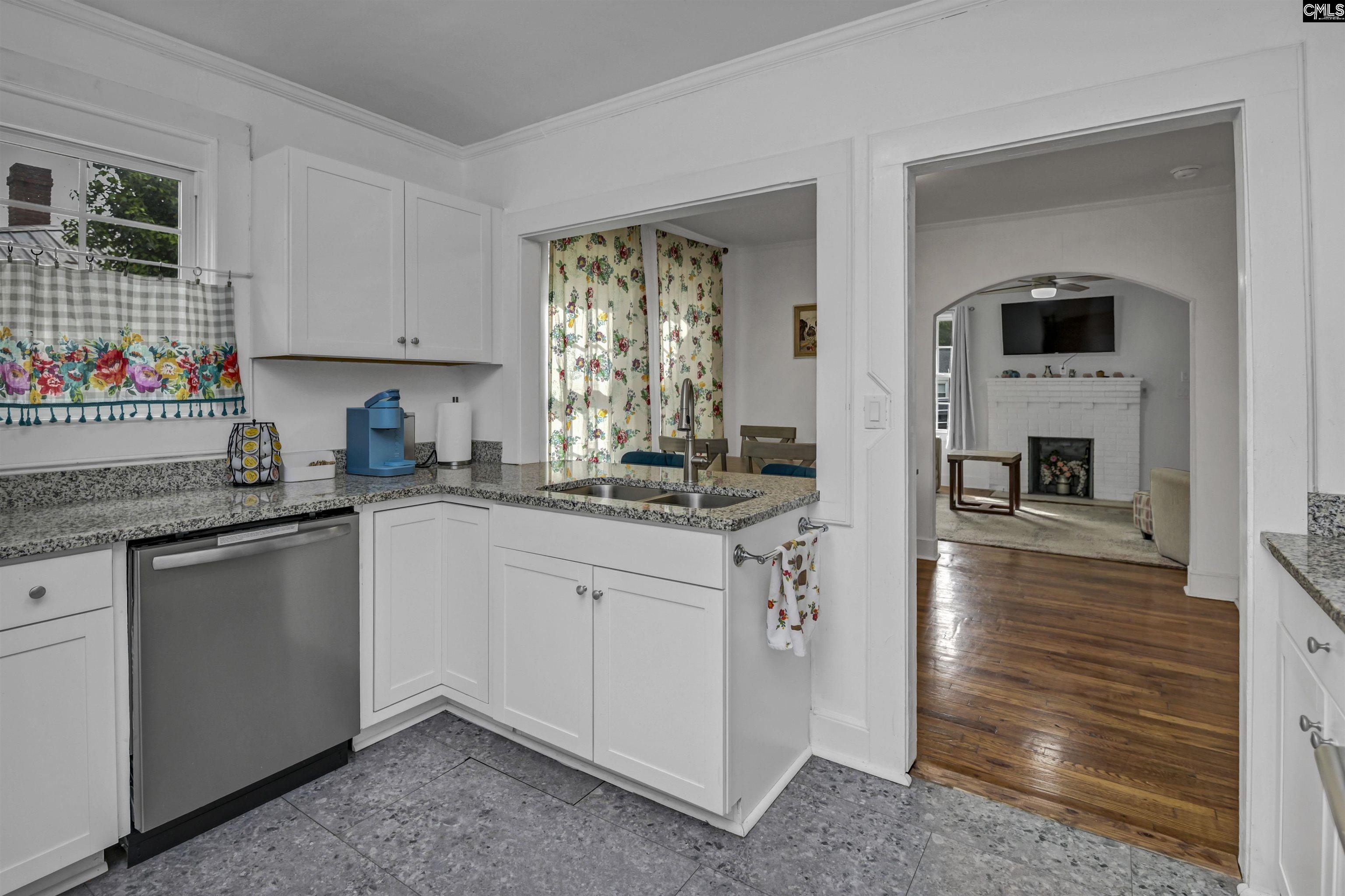 1020 Naples Avenue Cayce, SC 29033