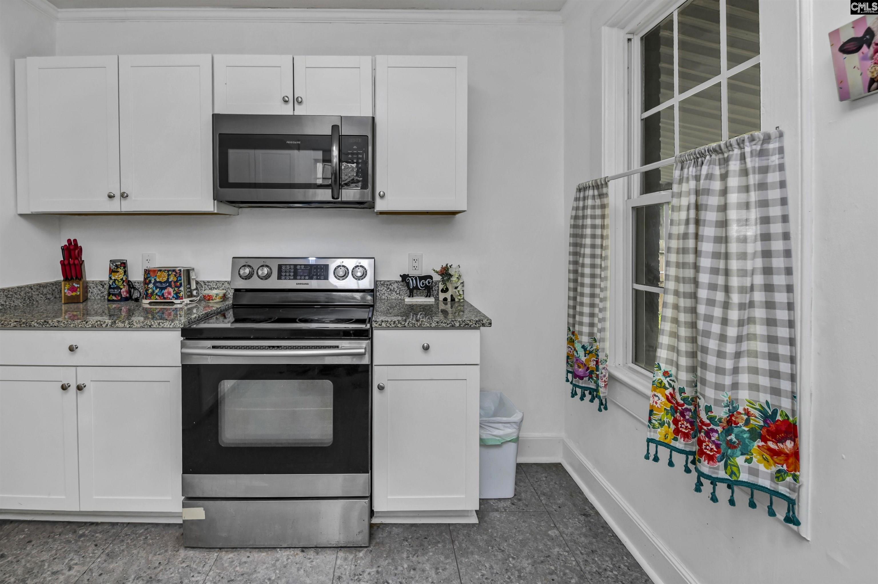1020 Naples Avenue Cayce, SC 29033