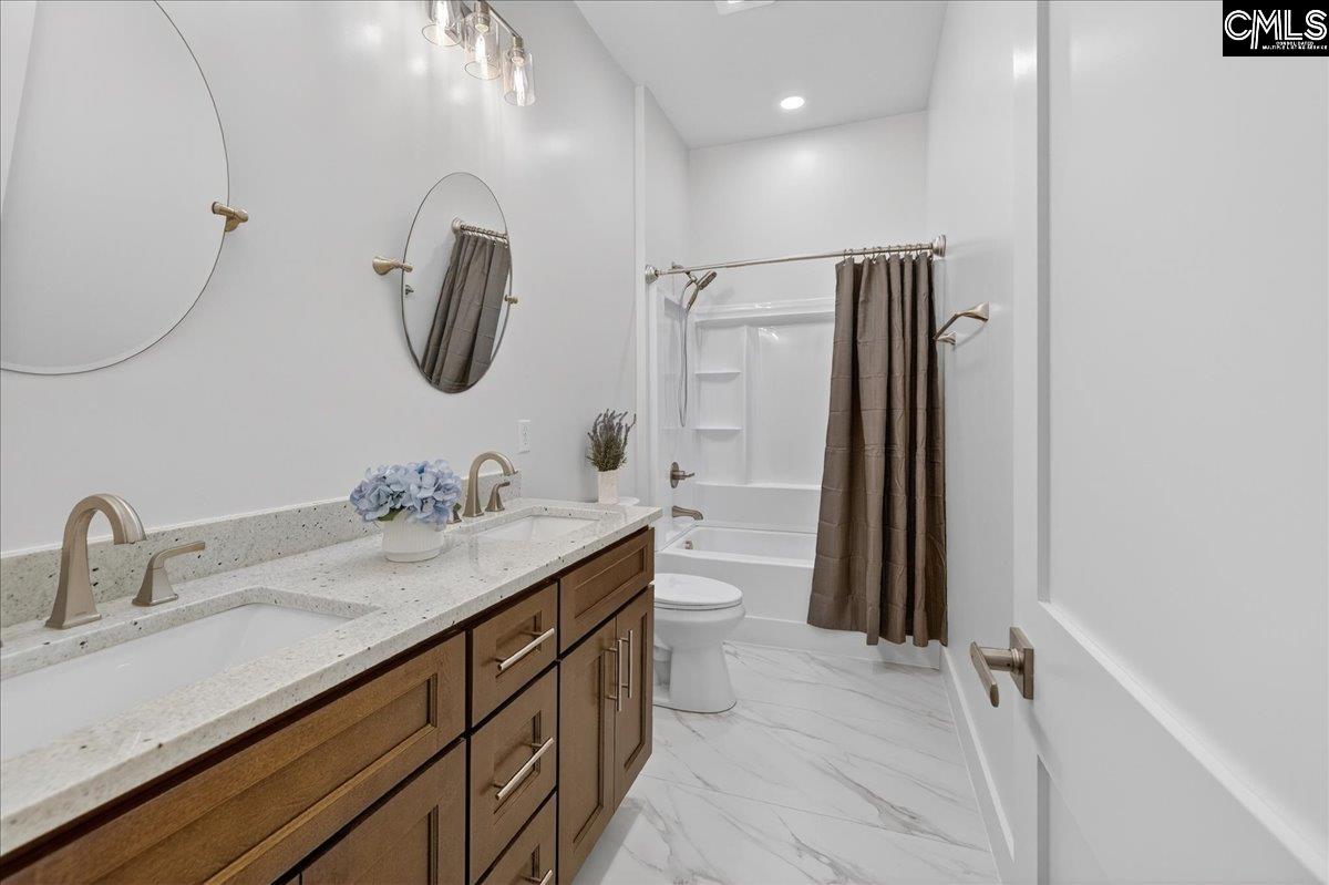 704 Harbor View Drive Prosperity, SC 29227