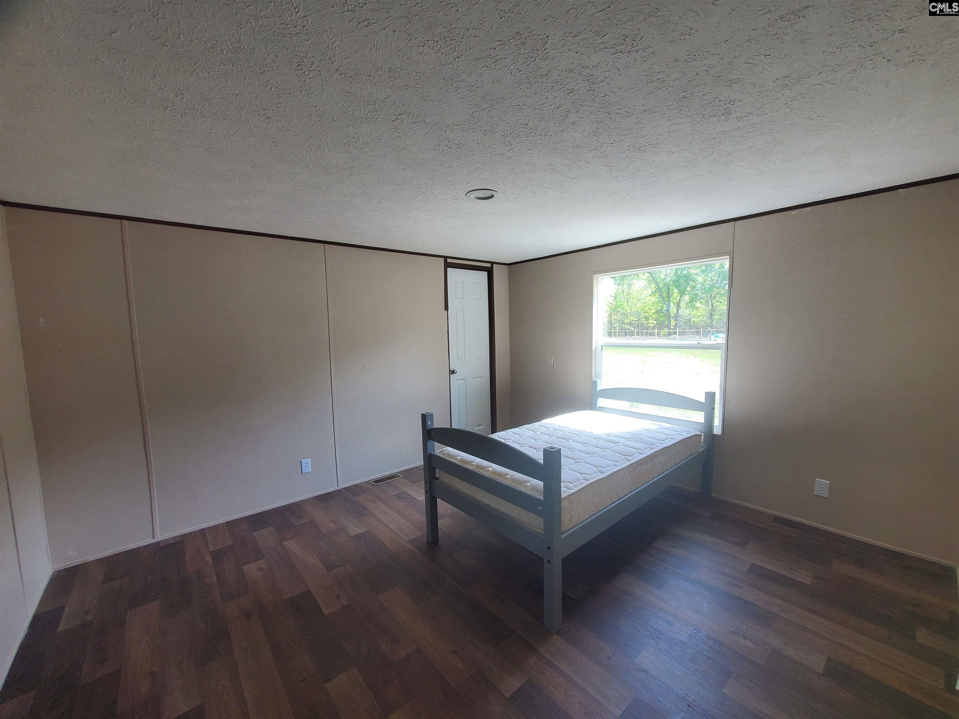 3795 Old Indian Trail Wagener, SC 29164