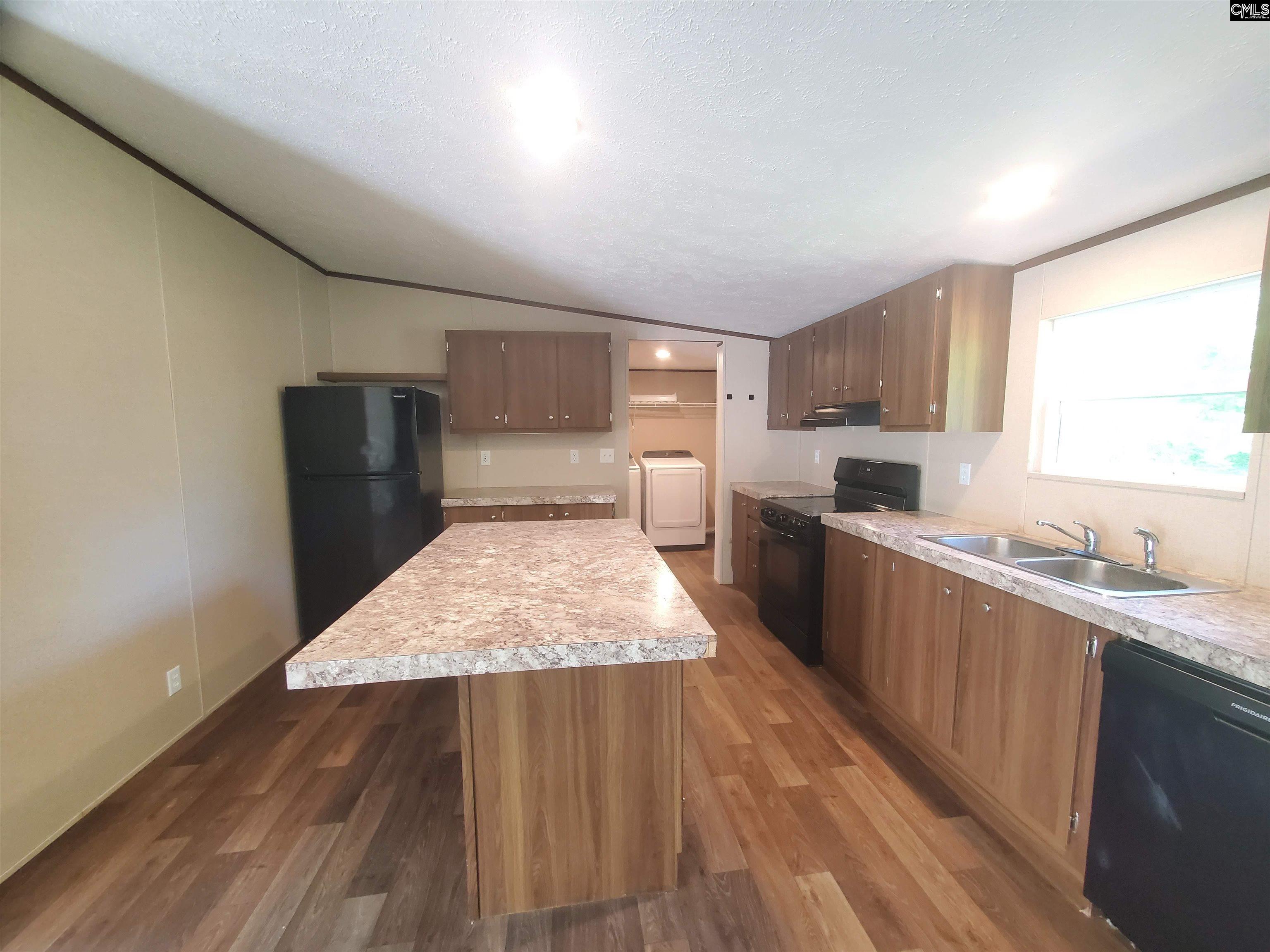 3795 Old Indian Trail Wagener, SC 29164
