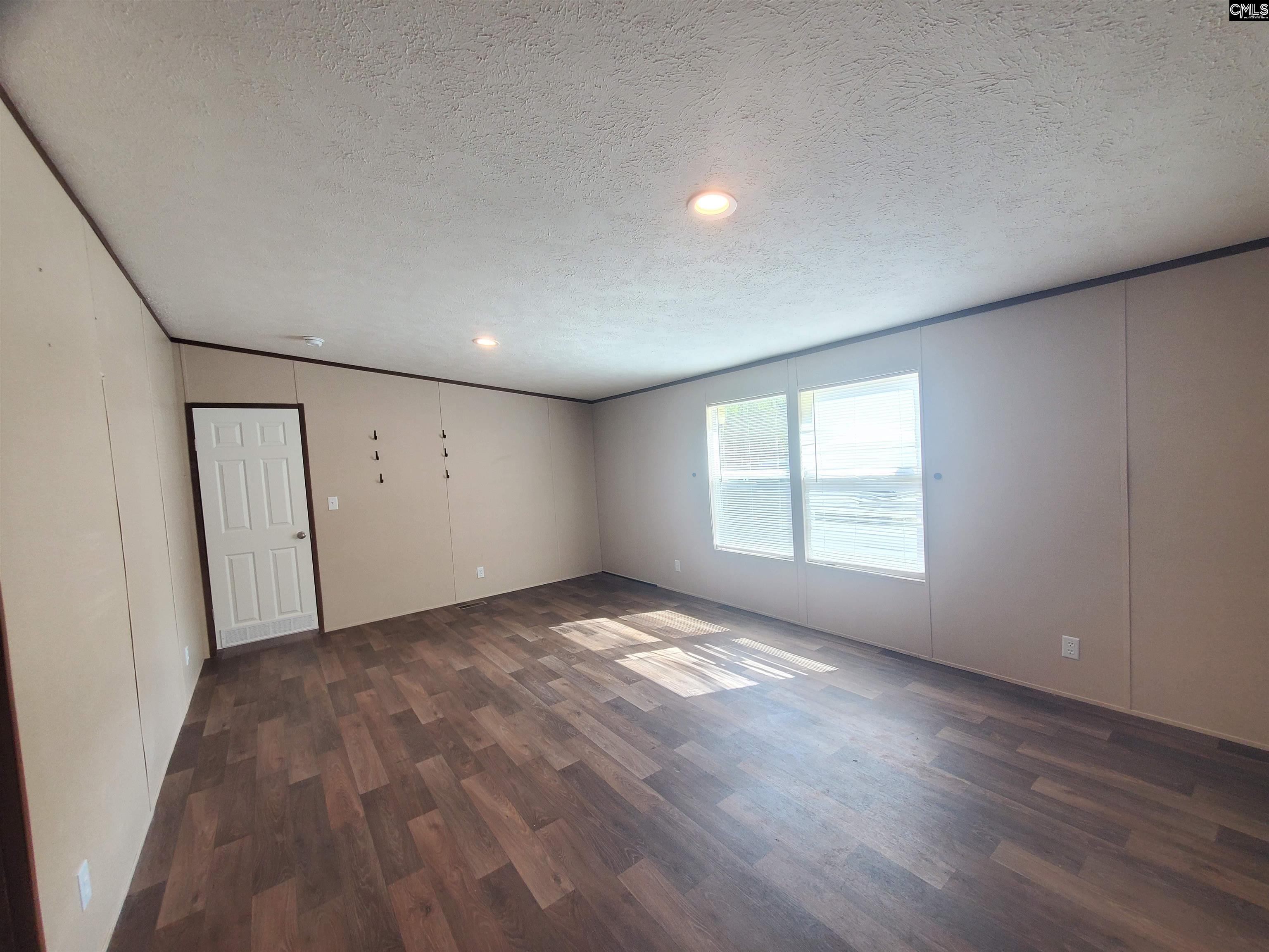 3795 Old Indian Trail Wagener, SC 29164