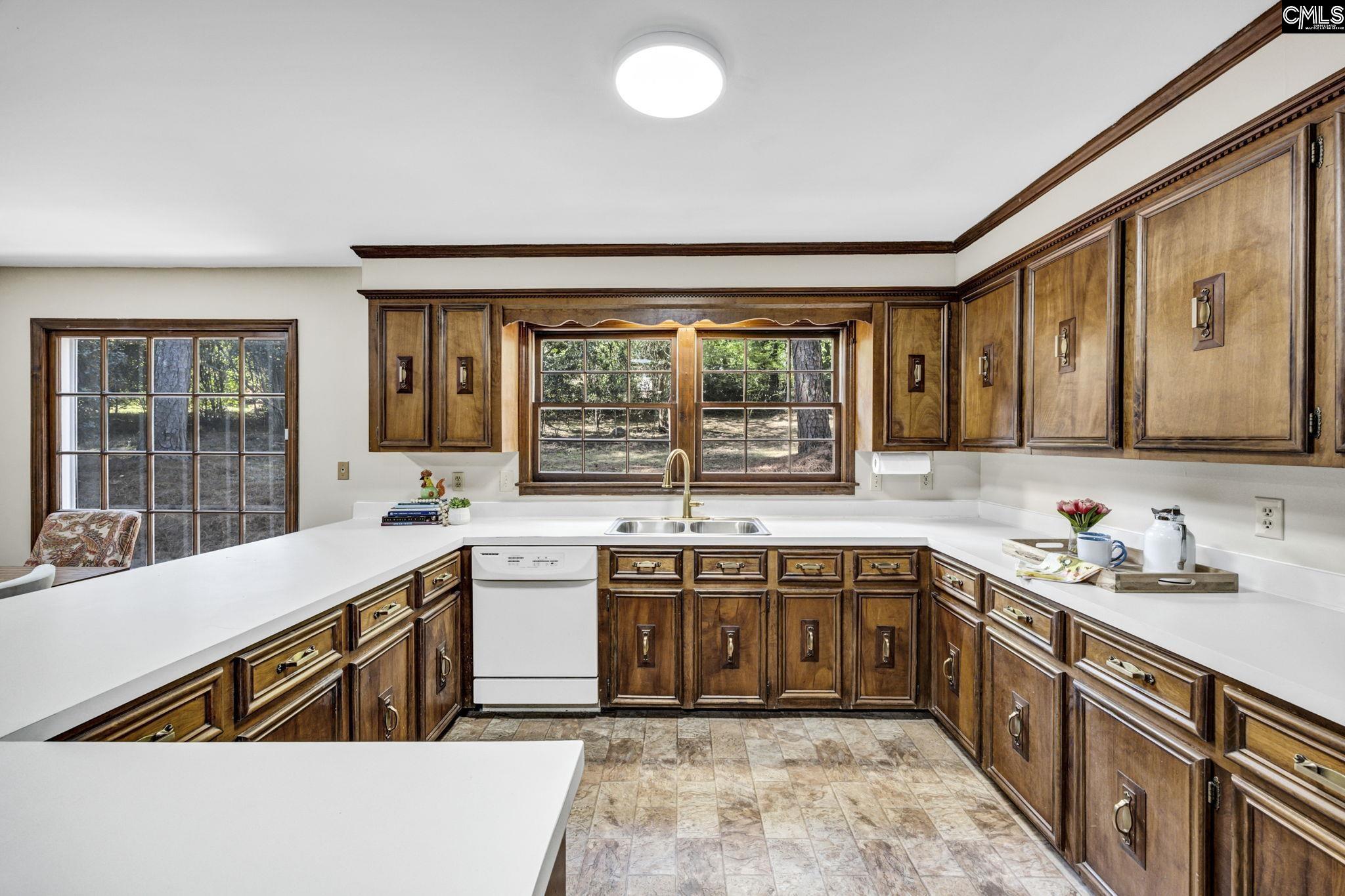 1605 Quail Lake Drive West Columbia, SC 29169